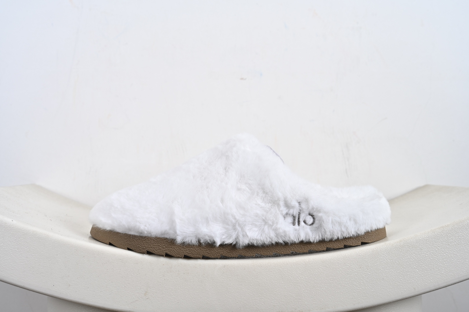 160 Alo Yoga Sunset Sneaker 穆勒拖加绒A0827U