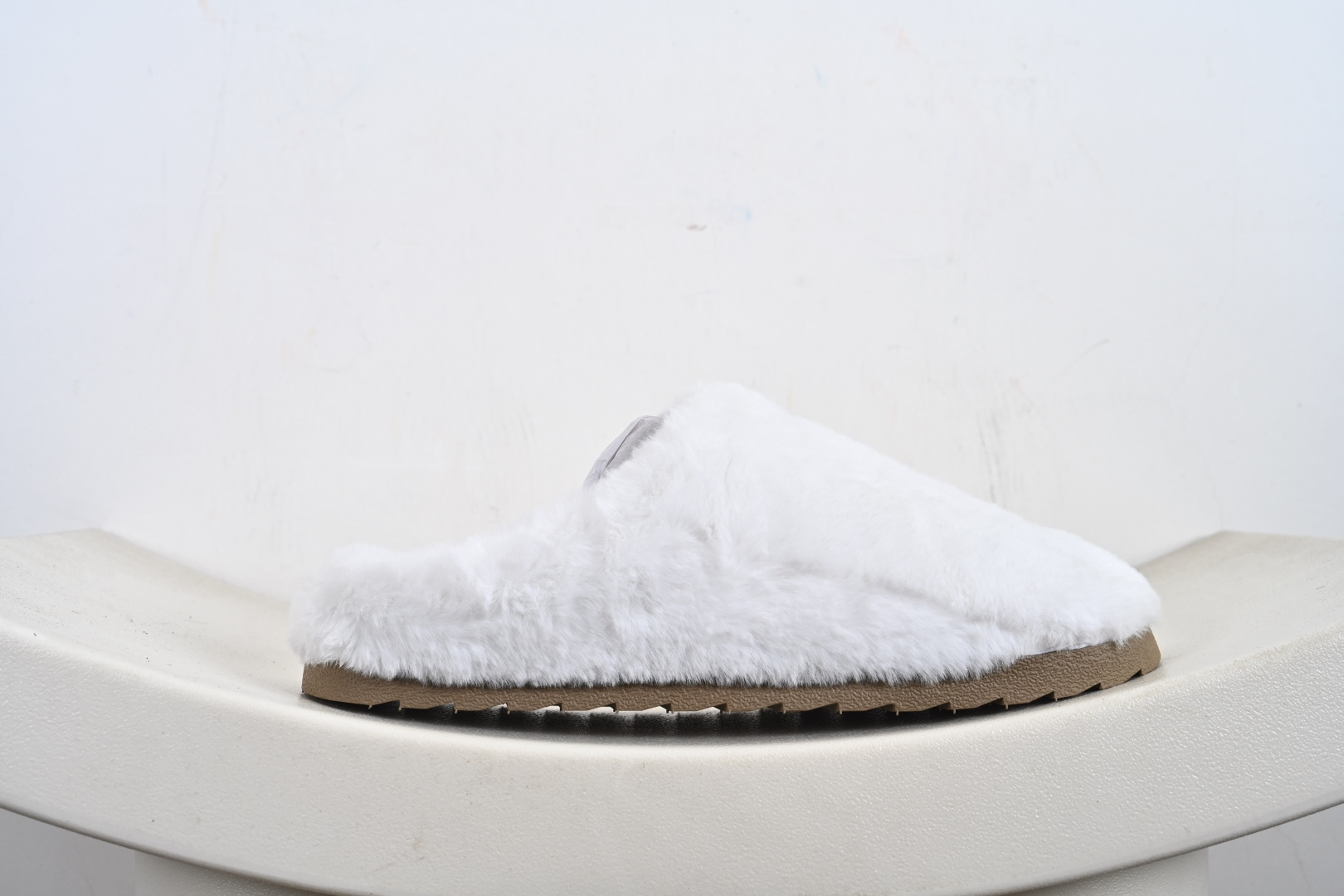 160 Alo Yoga Sunset Sneaker 穆勒拖加绒A0827U