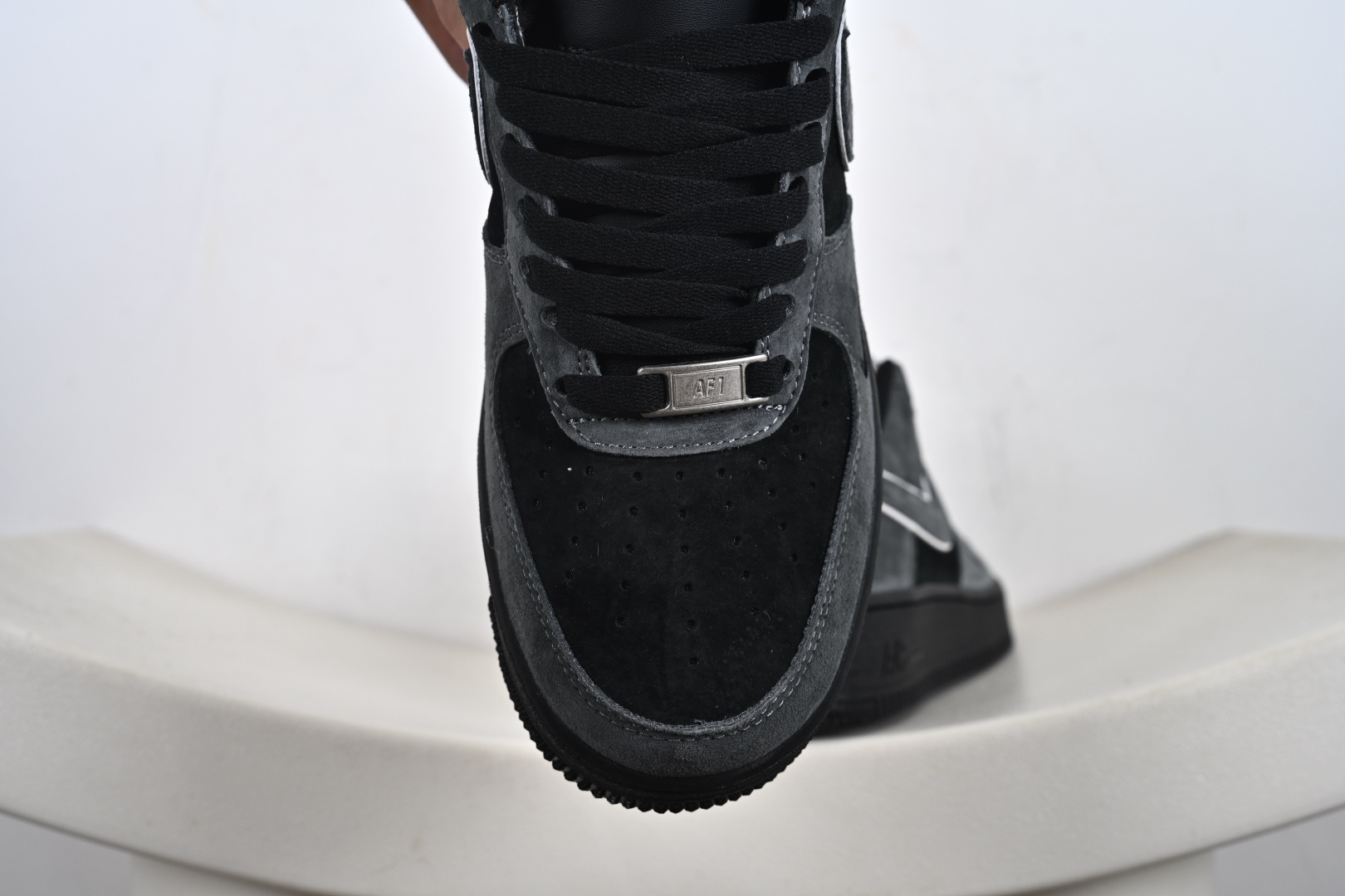 240 Nike Air Force 1 Low 麂皮黑灰 ZH0316-133-Chinese UA Cheap High Quatity Brand Clothes Bags handbags Sneakers wholesale wholesaler seller from China Factory suppliers Fashion Clothing Shoes best Quality Beautiful Price 240 Nike Air Force 1 Low 麂皮黑灰 ZH0316-133