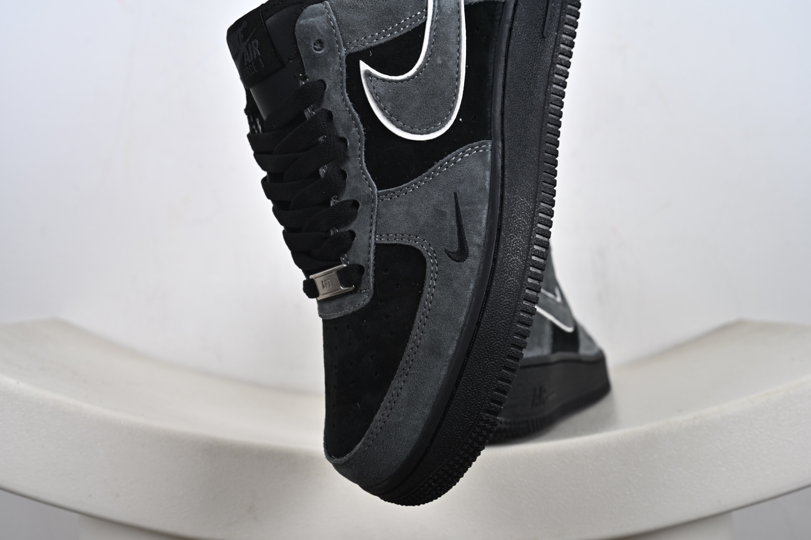 240 Nike Air Force 1 Low 麂皮黑灰 ZH0316-133-Chinese UA Cheap High Quatity Brand Clothes Bags handbags Sneakers wholesale wholesaler seller from China Factory suppliers Fashion Clothing Shoes best Quality Beautiful Price 240 Nike Air Force 1 Low 麂皮黑灰 ZH0316-133