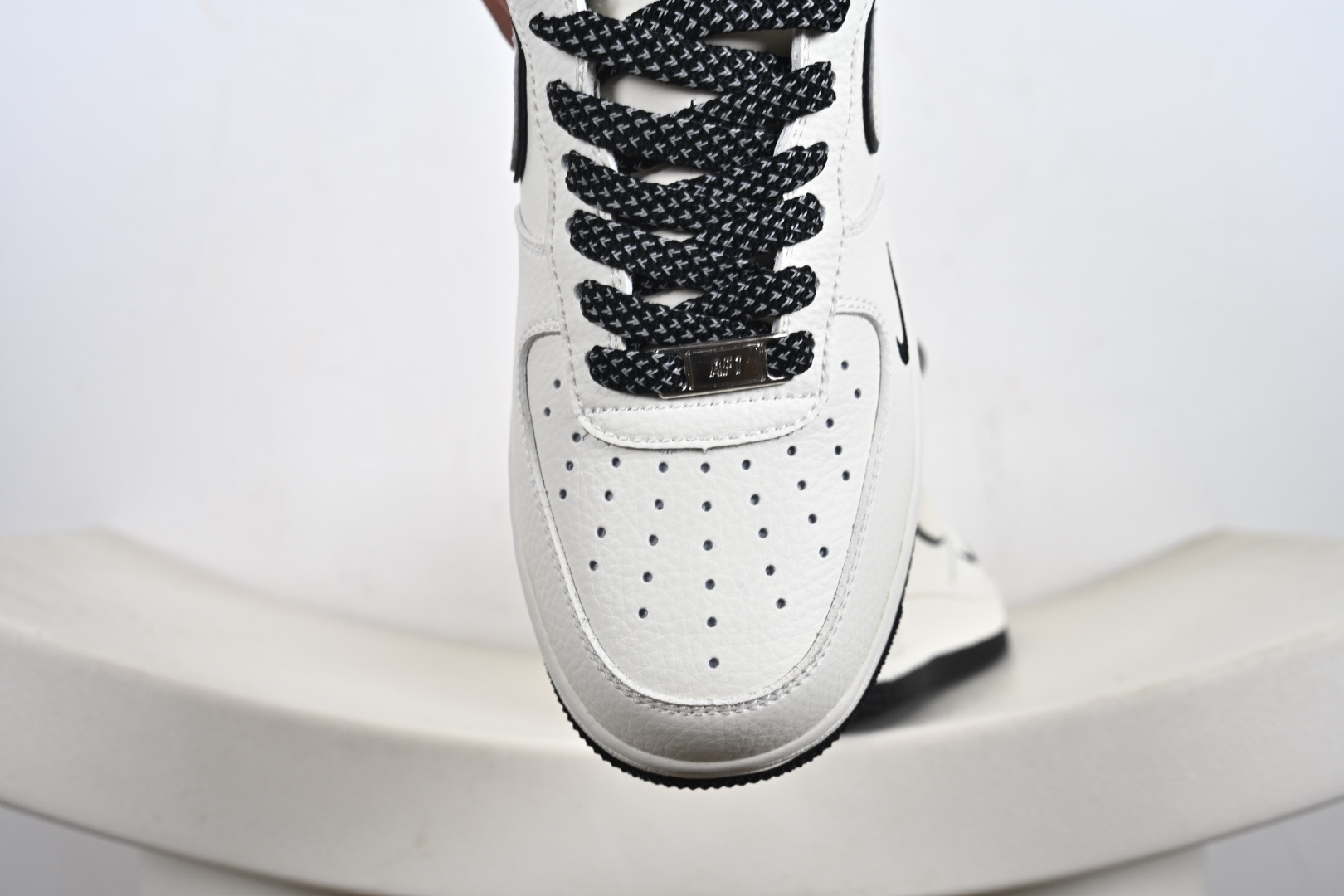 240 NIke Air Force 1 '07 Low 空军一号低帮 运动鞋 休闲鞋 CS5288-047