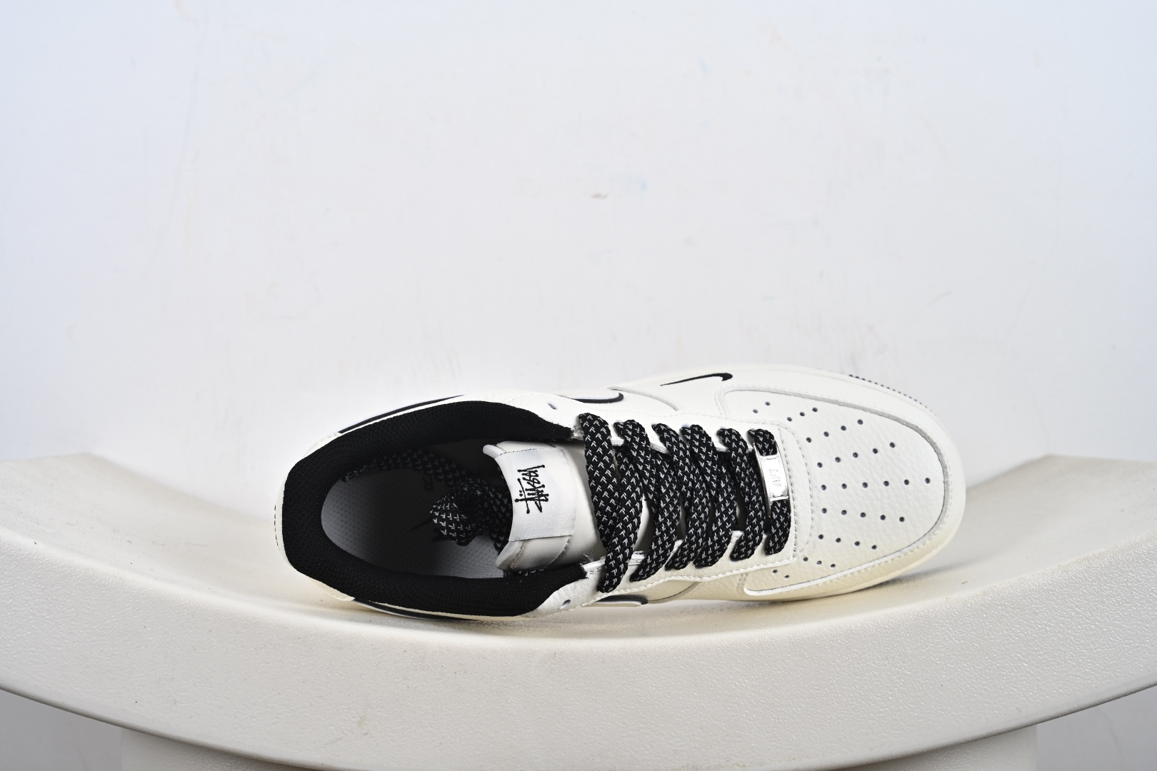 240 NIke Air Force 1 '07 Low 空军一号低帮 运动鞋 休闲鞋 CS5288-047