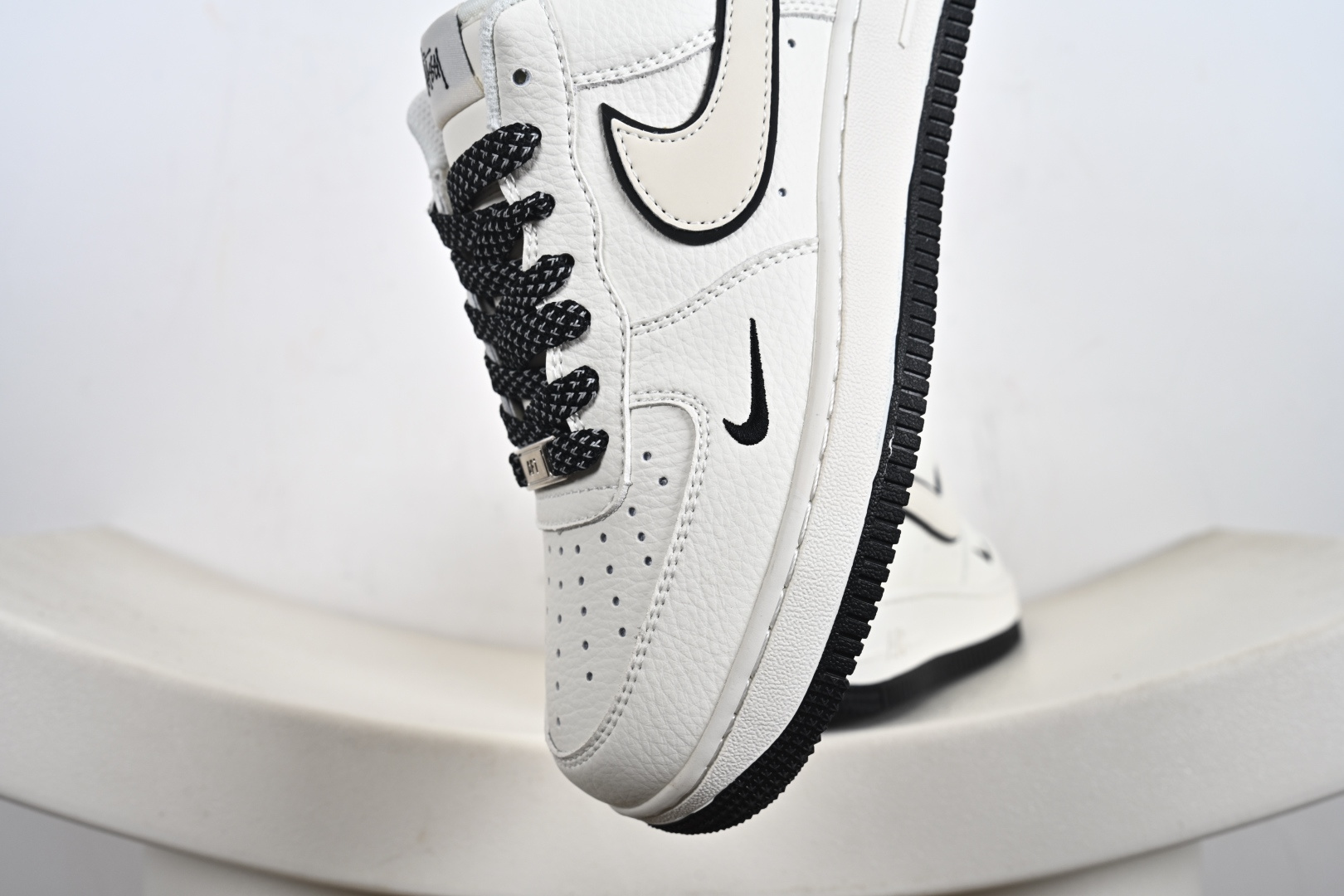 240 NIke Air Force 1 '07 Low 空军一号低帮 运动鞋 休闲鞋 CS5288-046