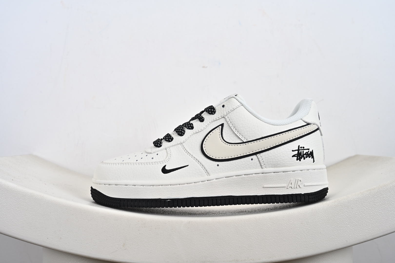 240 NIke Air Force 1 '07 Low 空军一号低帮 运动鞋 休闲鞋 CS5288-046