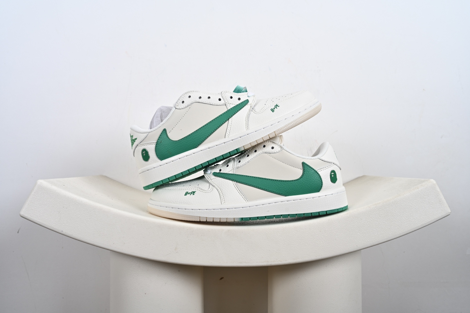 240 Travis Scott x Fragment Design x Jordan Air Jordan 1 Low SP Bape联名——“白绿” DM7866-116