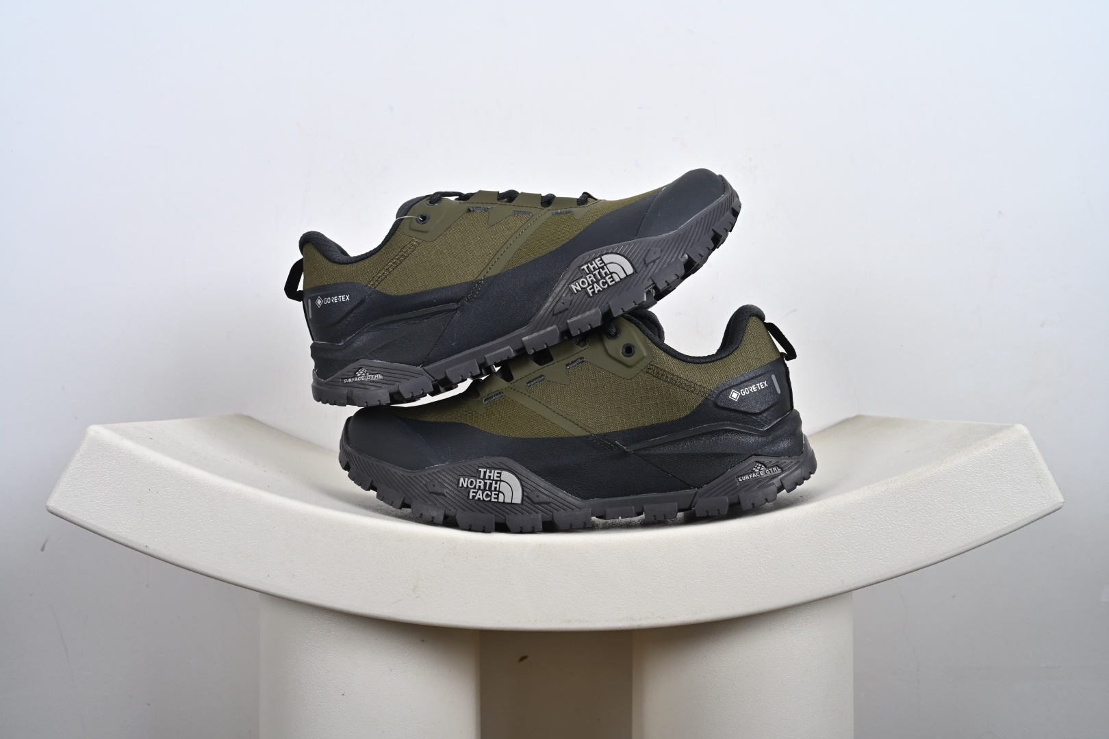 320 北面THE NORTH FACE SUMMIT VECTIV 柔软舒适防滑耐磨 低帮 越野跑步鞋 NF0A8AEG WUO-075