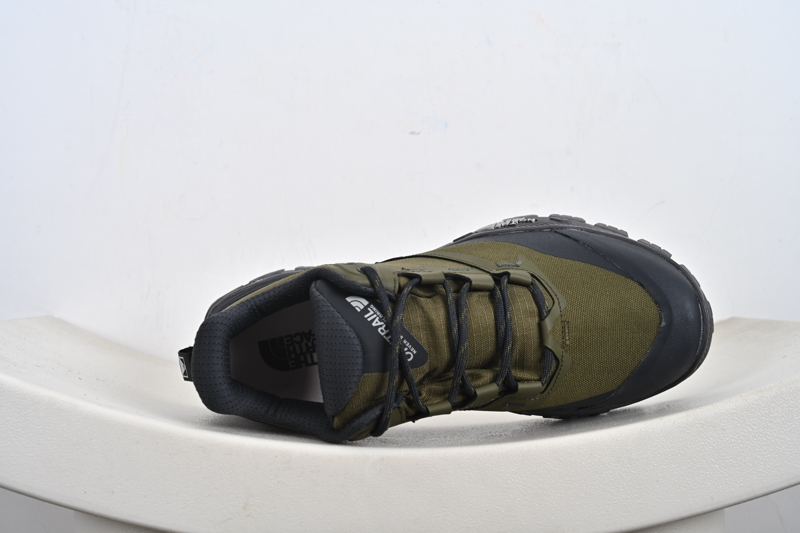 320 北面THE NORTH FACE SUMMIT VECTIV 柔软舒适防滑耐磨 低帮 越野跑步鞋 NF0A8AEG WUO-075