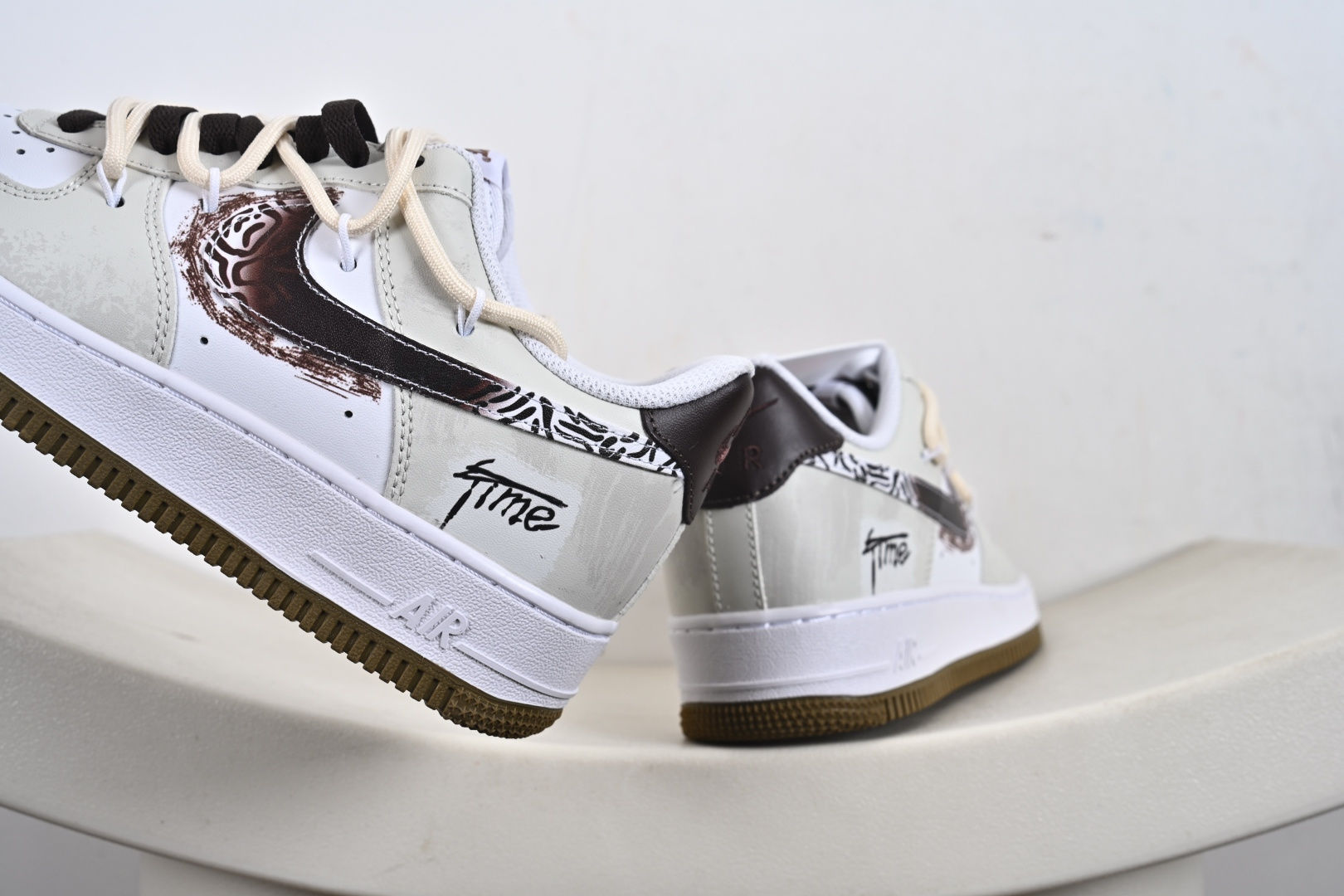 240 Nk Air Force 1'07 Low 空军一号低帮休闲板鞋 ZH0316-094