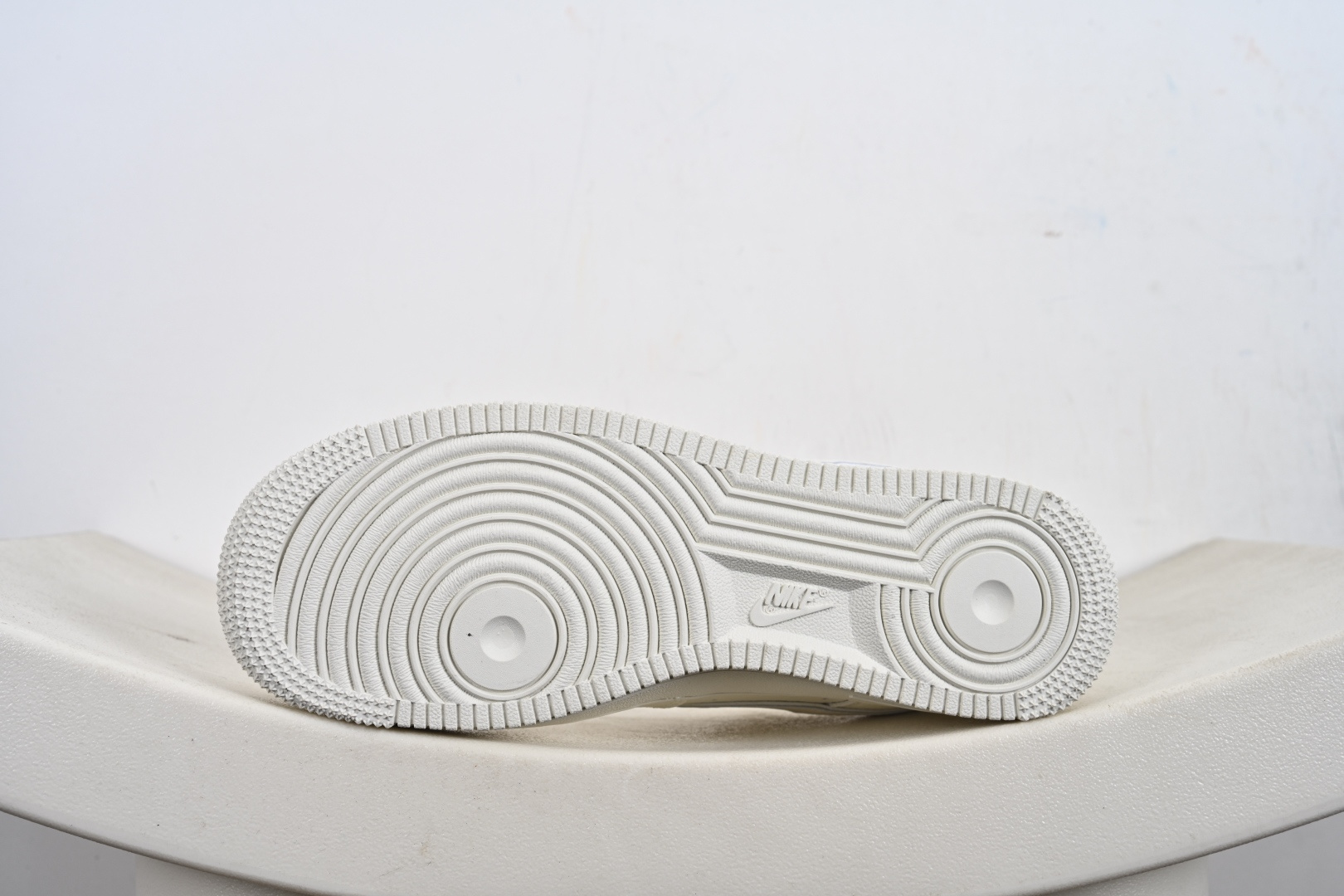 240 NIke Air Force 1 '07 Low “红标Justdoit”空军一号 低帮 运动鞋 休闲鞋 CS5288-043