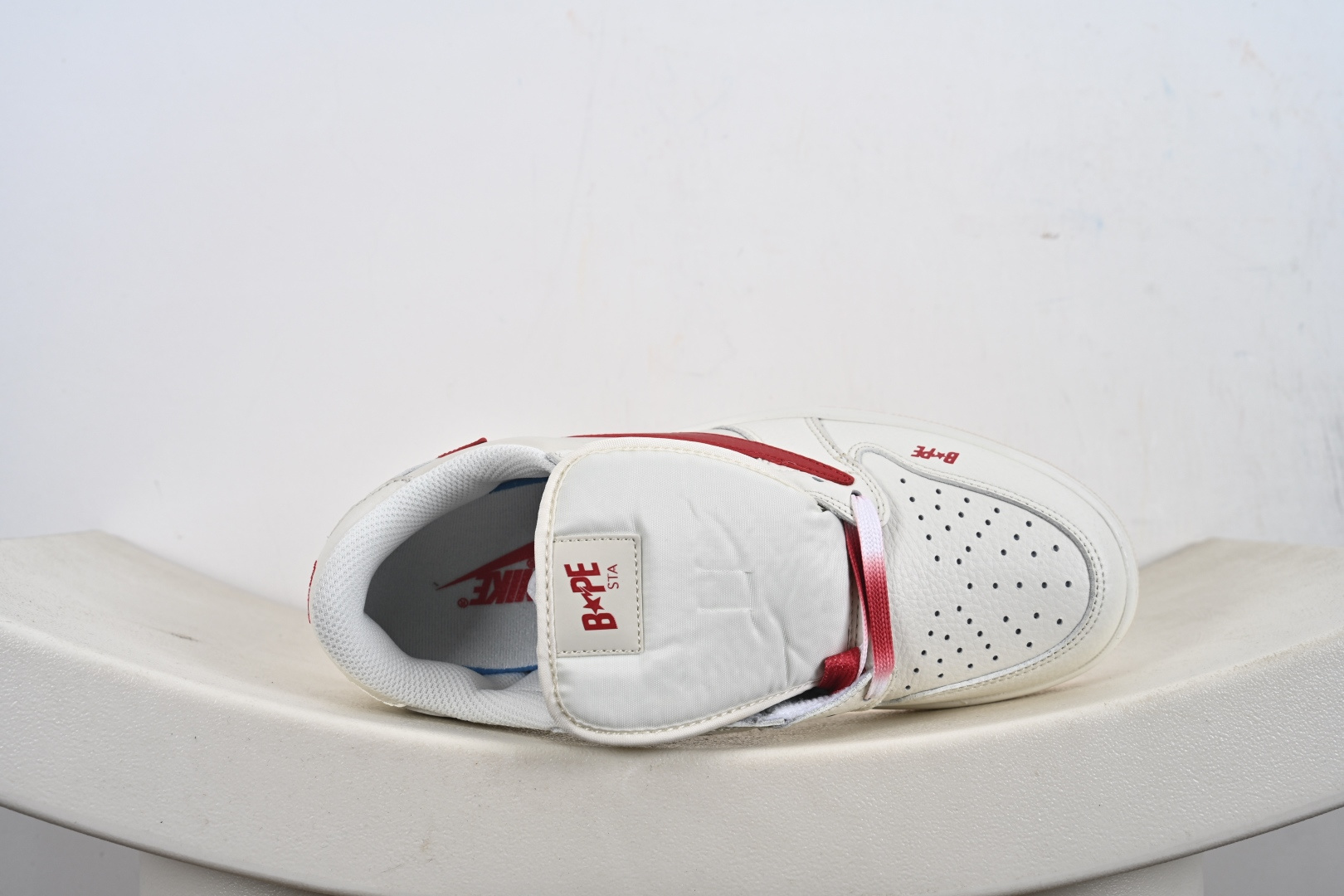 240 Travis Scott x Fragment Design x Jordan Air Jordan 1 Low SP Bape联名——“白红” DM7866-101