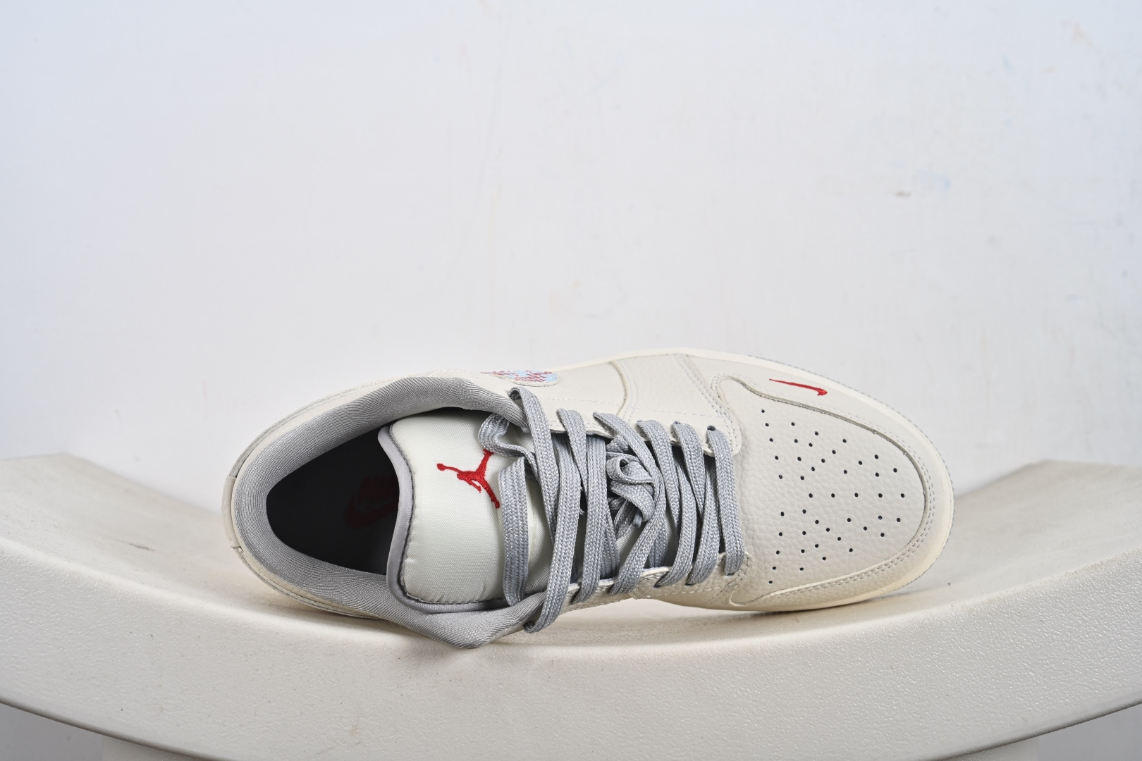 260 Nike Air Jordan 1 Low AJ1乔1低帮休闲板鞋 LR8888-014