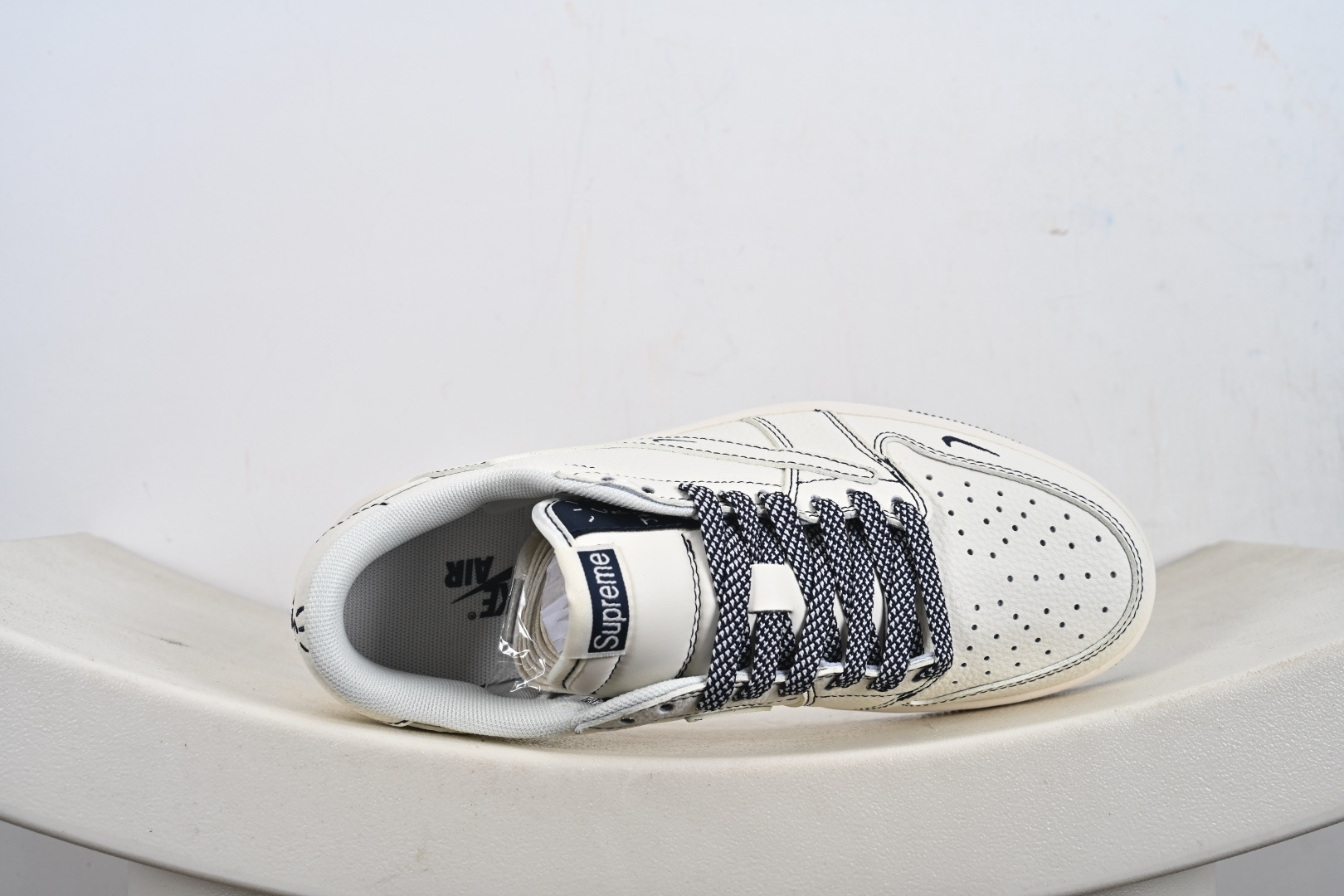 260 定制版 Air Jordan 1 Low supreme 联名 高端定制 低帮复古篮球鞋 XD0798-308