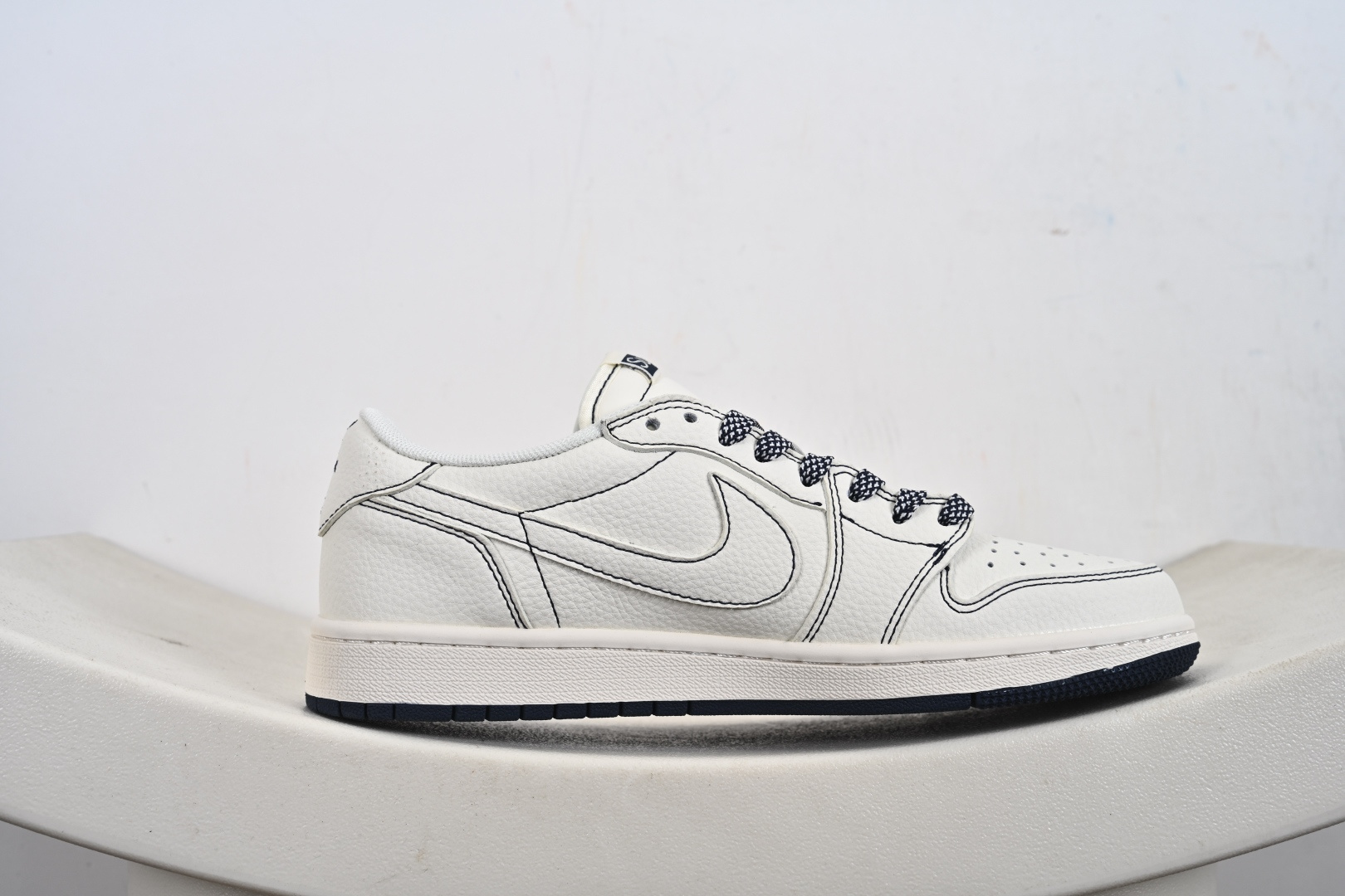 260 定制版 Air Jordan 1 Low supreme 联名 高端定制 低帮复古篮球鞋 XD0798-308