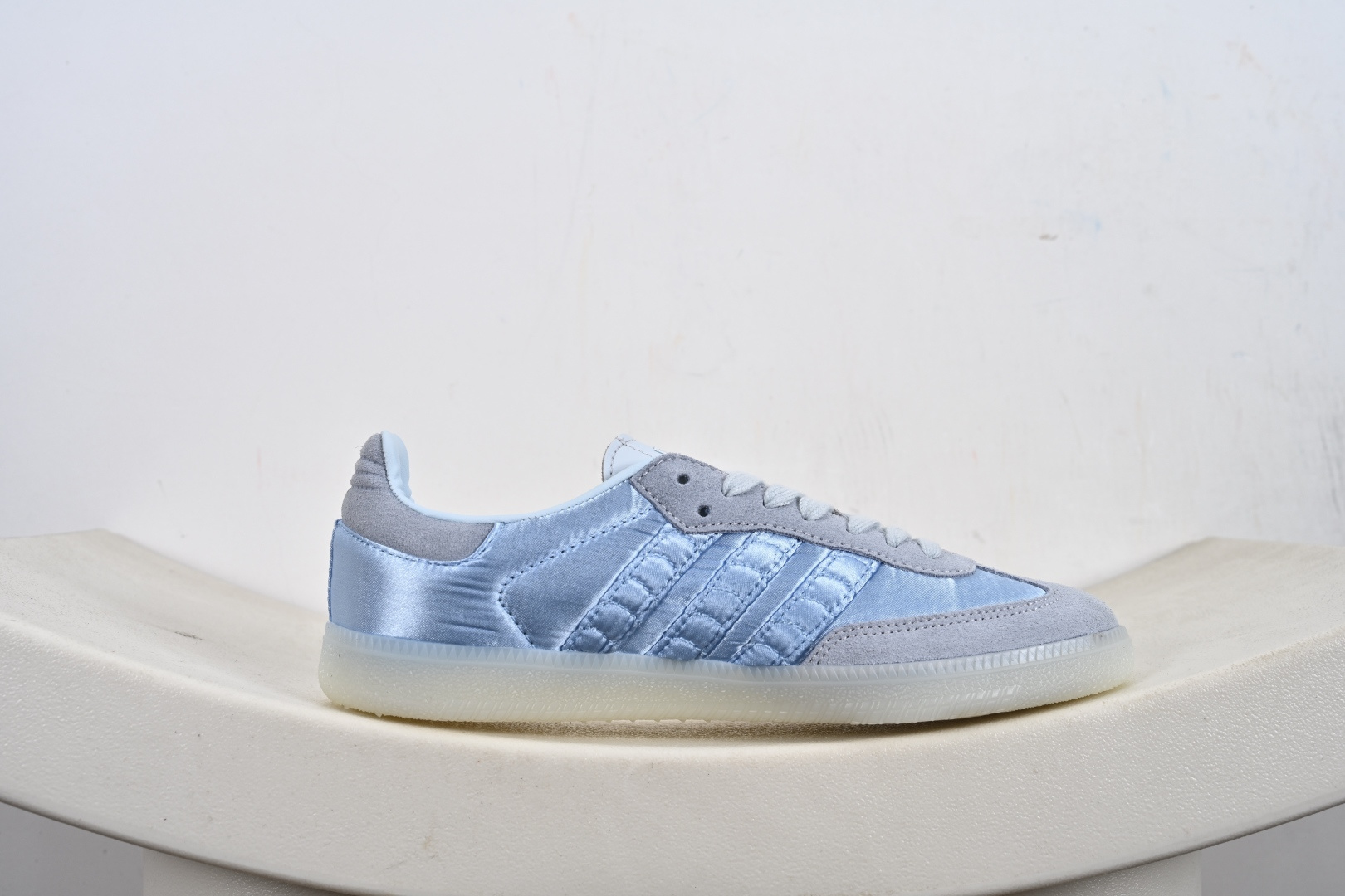 140 Adidas SAMBA 三叶草休闲防滑耐磨低帮板鞋 HQ5160