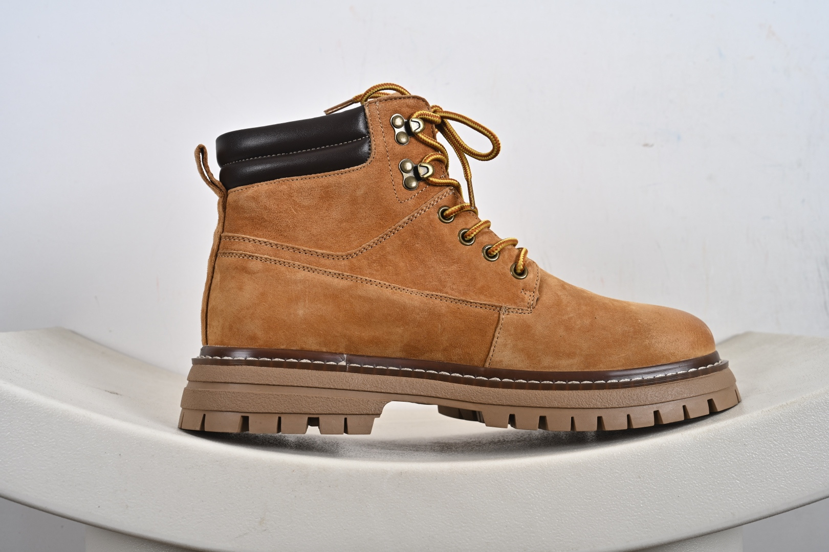 280 CAT卡特 硬汉推土机品牌 经典百搭户外休闲大黄靴系列 P721908