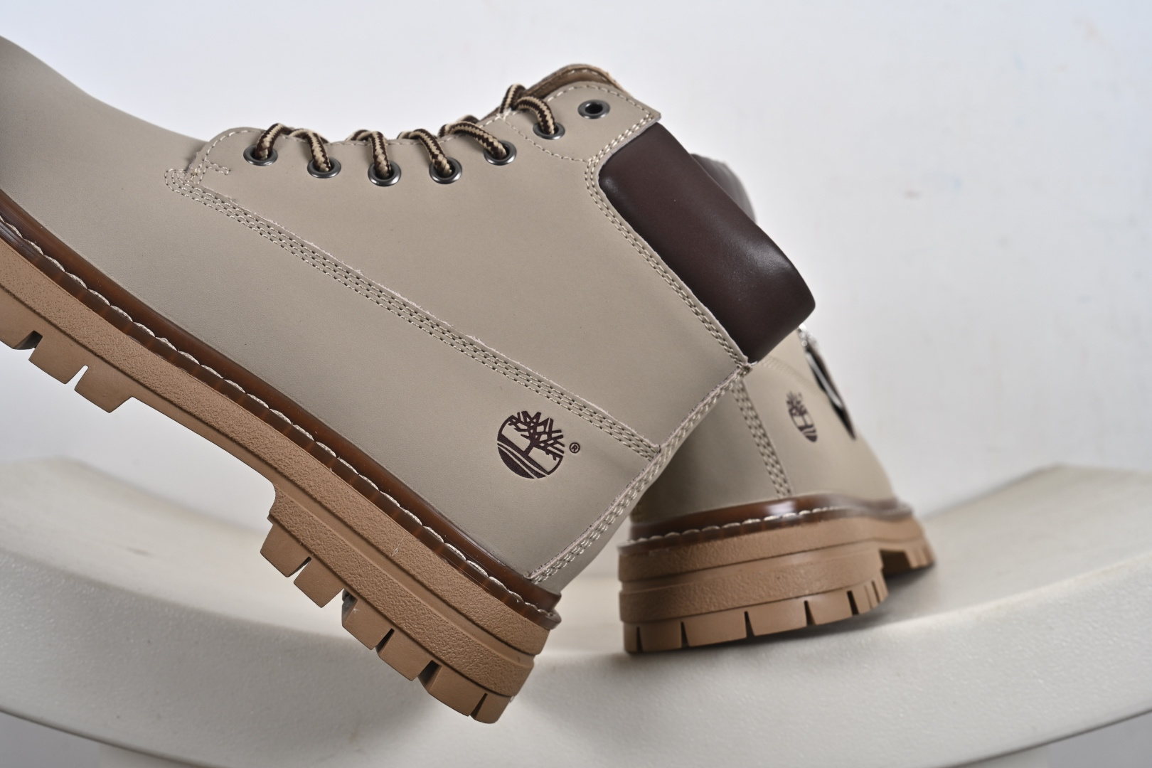 300 Timberland添柏岚/天伯伦 2024秋冬新品 秋冬必备户外休闲大黄靴系列 A18065M