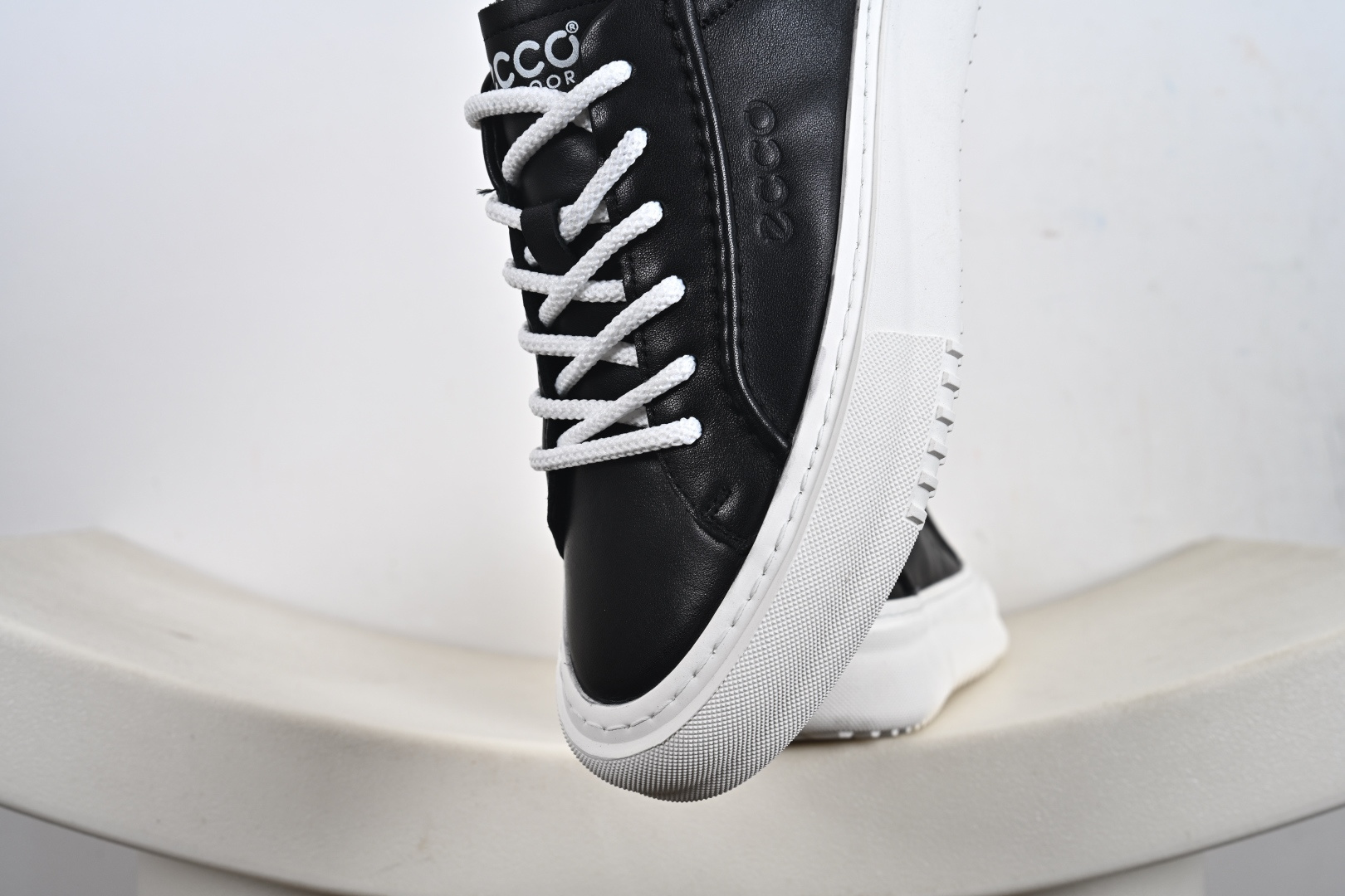 300 ECCO爱步男士休闲小白鞋 简单耐看清爽版型 百搭休闲板鞋 503198