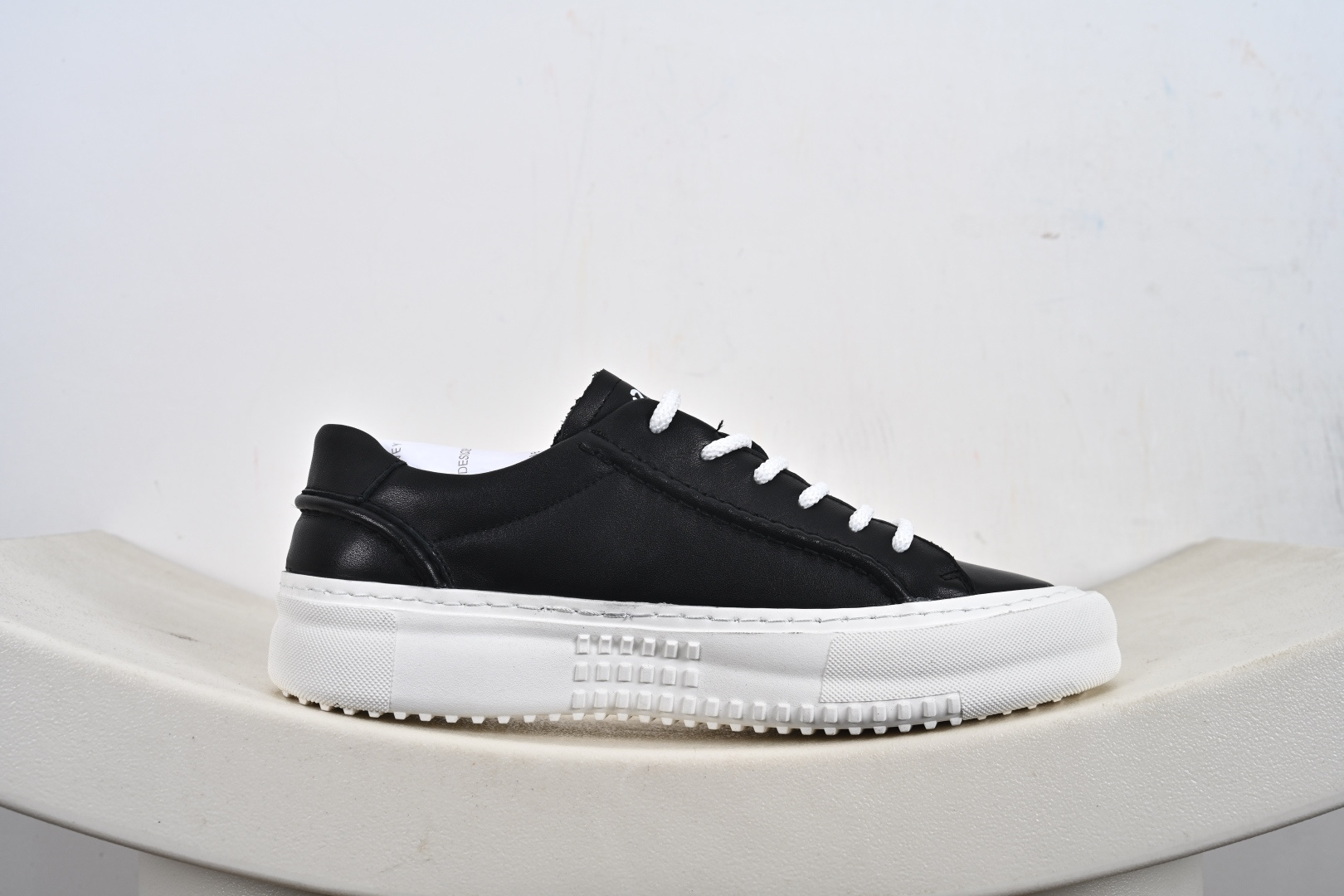 300 ECCO爱步男士休闲小白鞋 简单耐看清爽版型 百搭休闲板鞋 503198