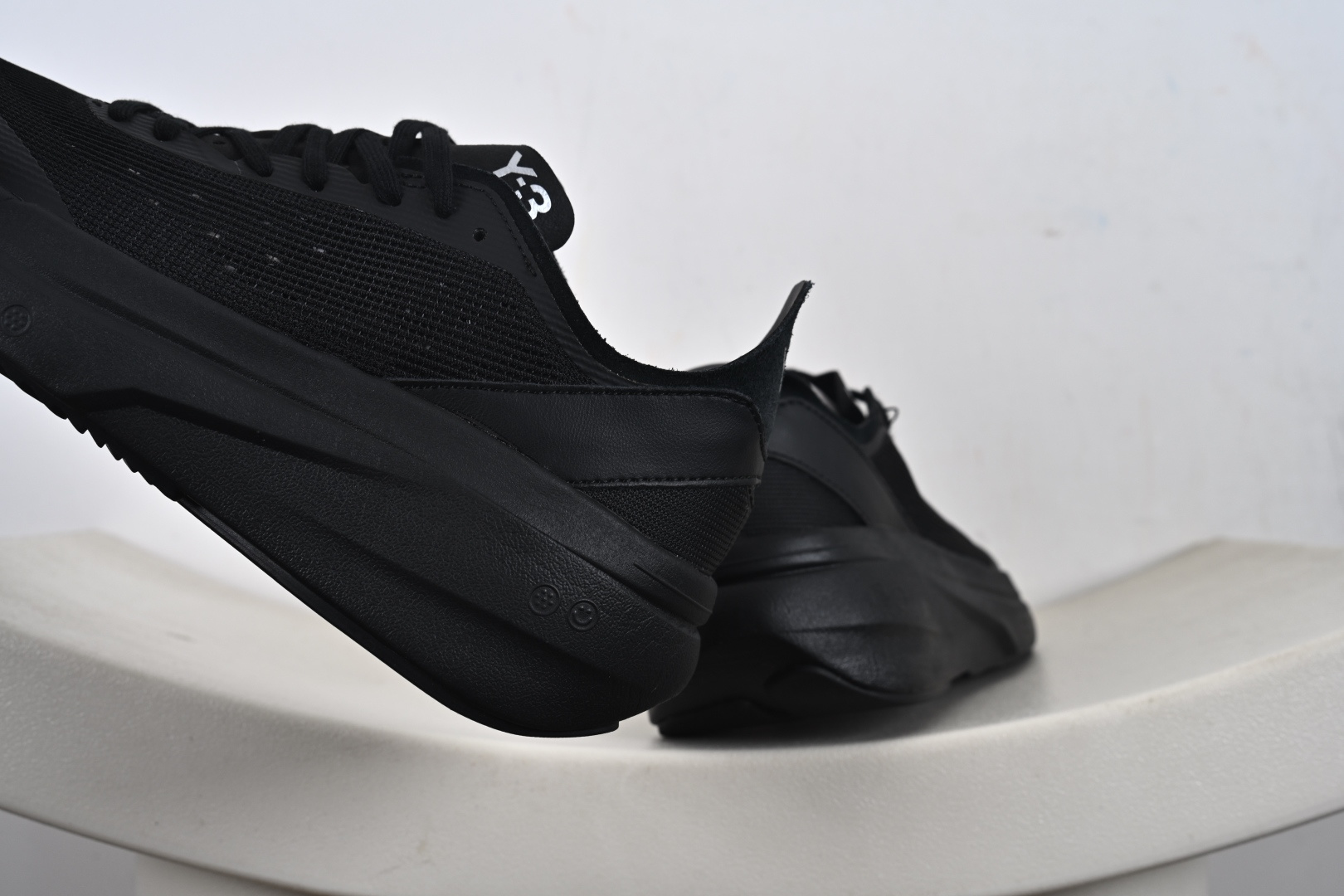 200 Y-3 Subaya系列 舒适百搭 防滑低帮生活休闲鞋 JQ0584 IH8425 JQ2450 IH8424 IH8427