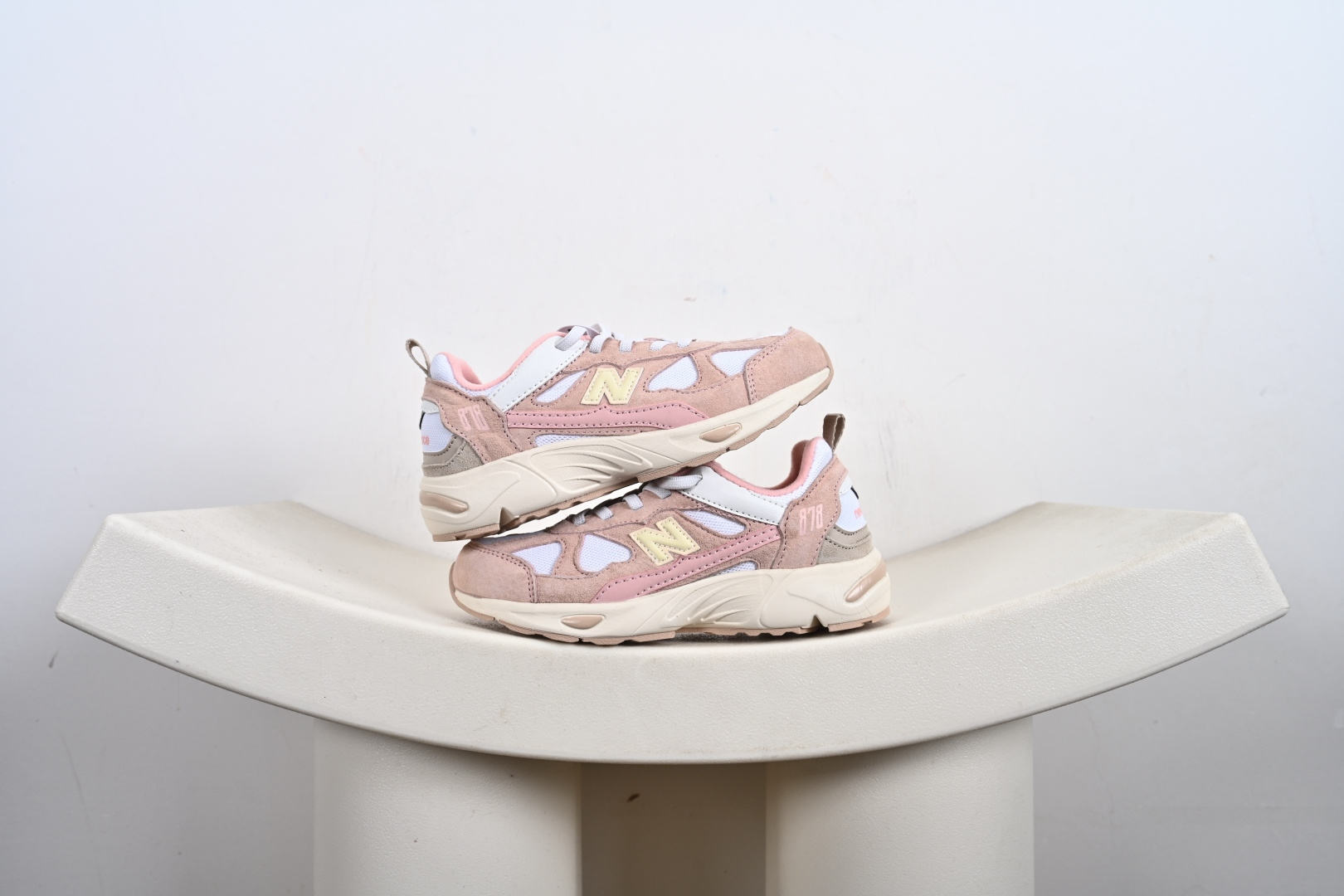 支持放店 童鞋!新百伦 NEW BALANCE NB 878 复古 格雷系列 织物人造革 低帮儿童运动鞋 货号:PV878BSA、NKPMFS160P、 Q2-E2