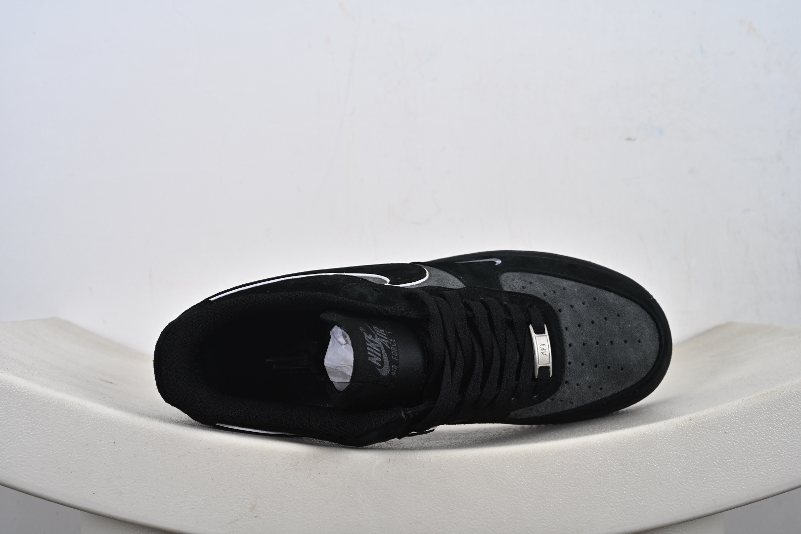 240 定制版 Air Force 1 07 Low “黑武士”全麂皮 秋冬 空军一号低帮休闲板鞋 ZH0316-134