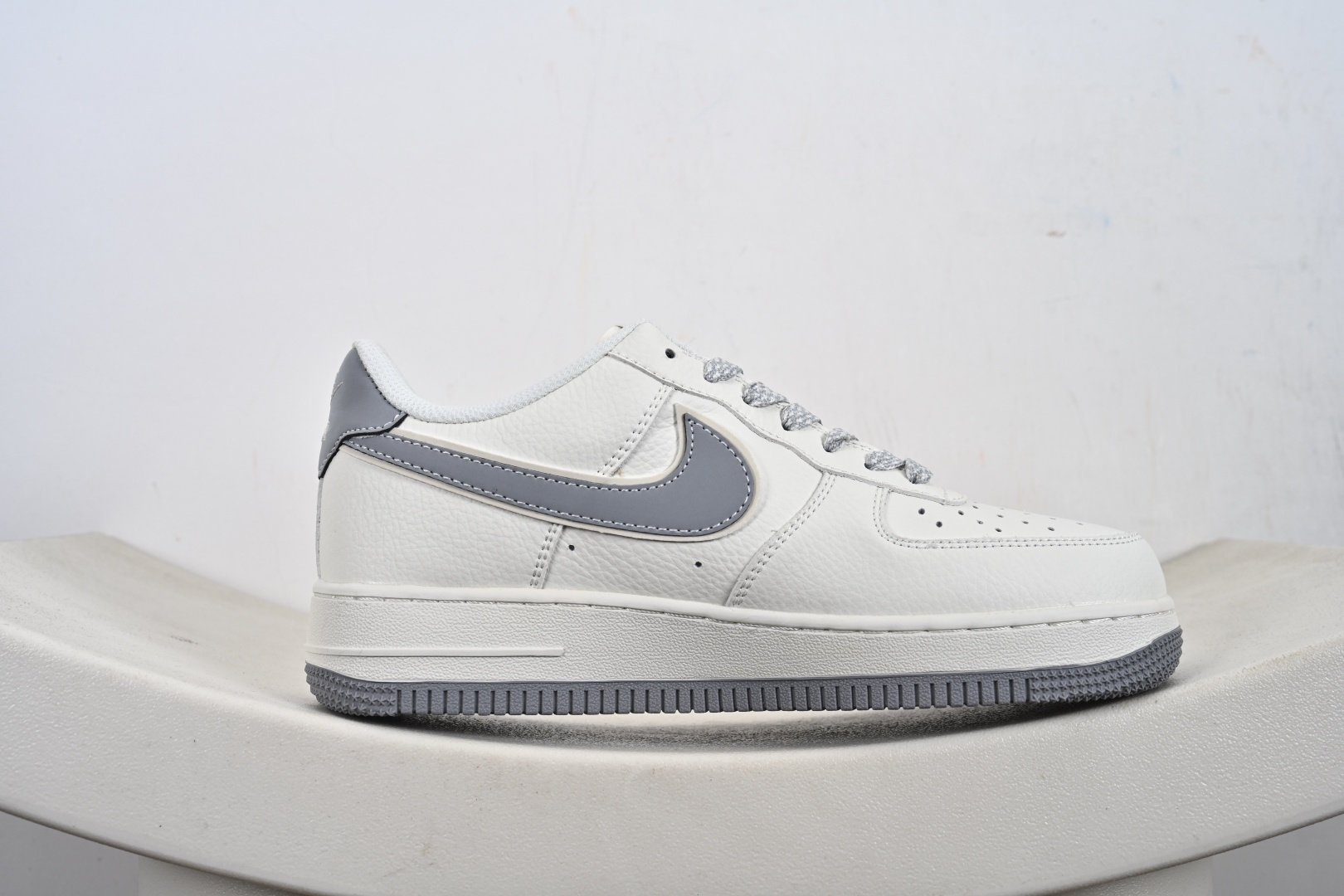 240 定制版 Air Force 1 '07 Low “NIKE灰标”空军一号 低帮 运动鞋 休闲鞋 CS5288-041