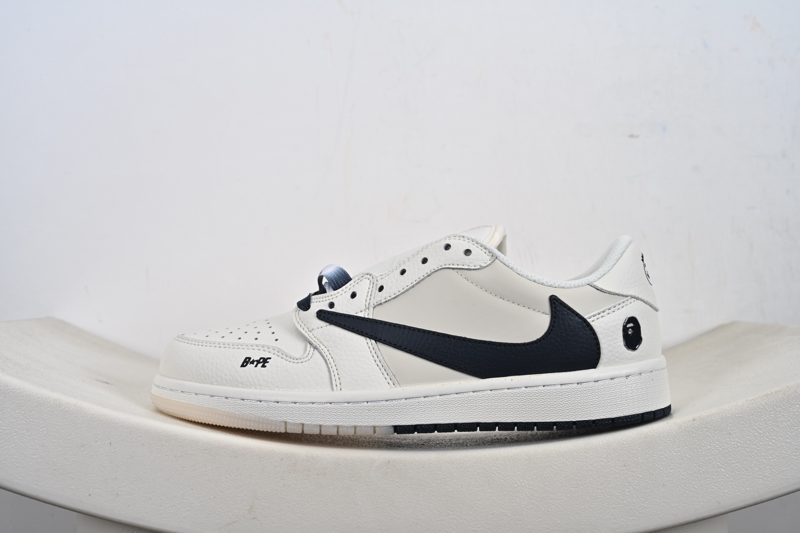 240 Air Jordan 1 Low 猿人头 联名 高端定制 低帮复古篮球鞋 DM7866-102