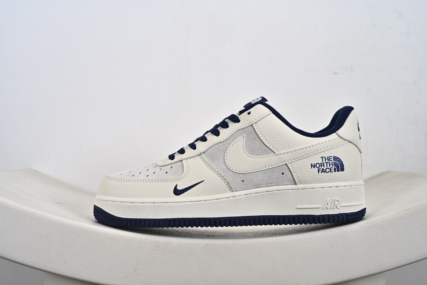 240 The North Face x Nike Air Force 1 猪八米蓝 DF0188-107