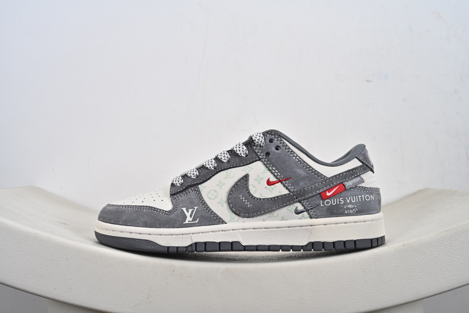 260 定制版 Dunk Low“联名——灰猪八红标” 周年高端定制 低帮休闲板鞋 CX5050-Y13