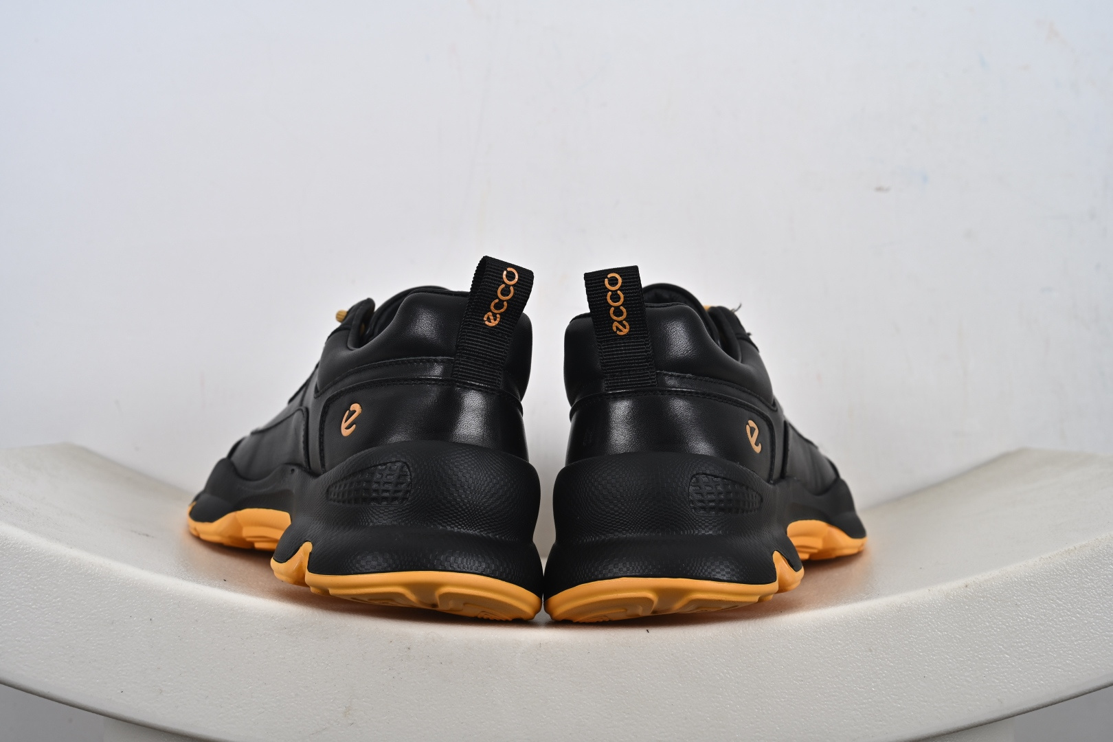 300 ECCO 爱步 运动鞋男 秋双季色拼接透气适舒跑步鞋