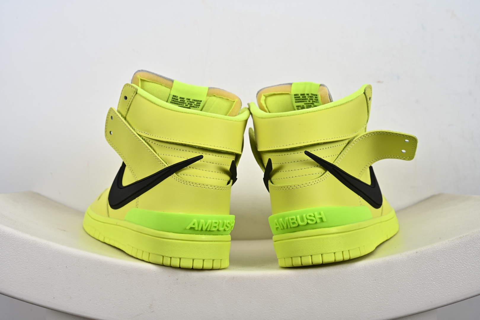260 NIKE DUNK HI / AMBUSH 联名款黑白熊猫高帮休闲板鞋 CU7544-300