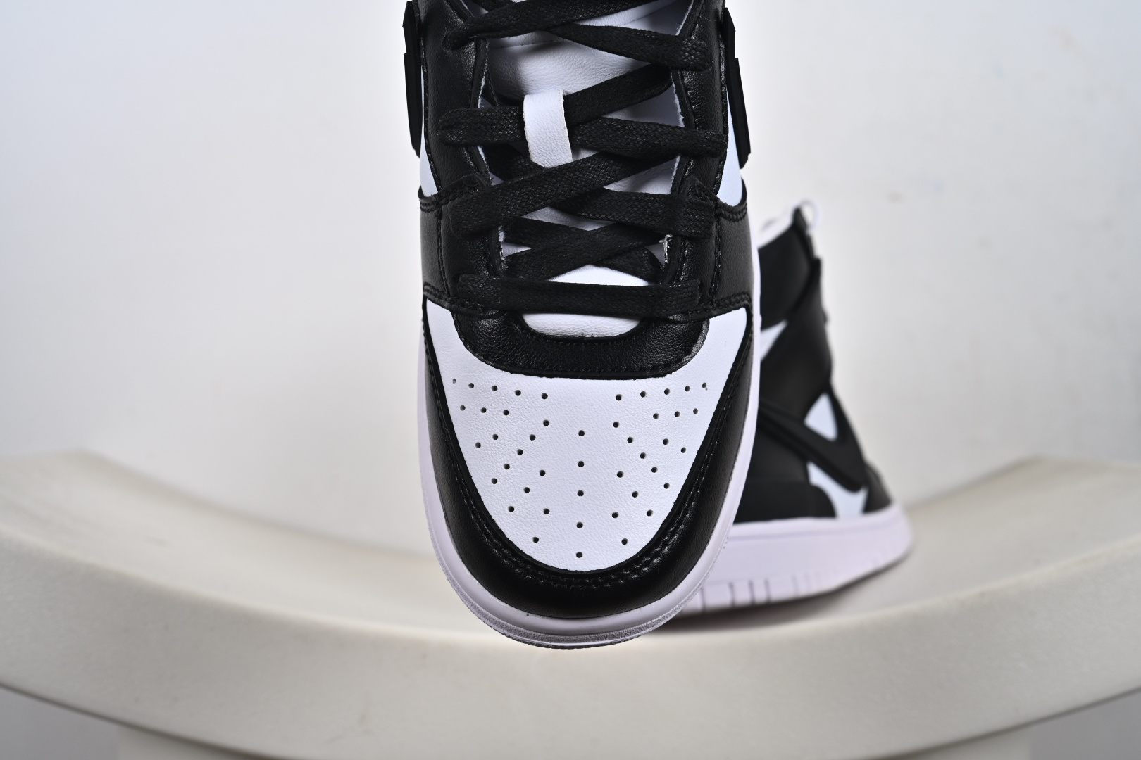 260 NIKE DUNK HI / AMBUSH 联名款黑白熊猫高帮休闲板鞋 CU7544-300 LF2428-001