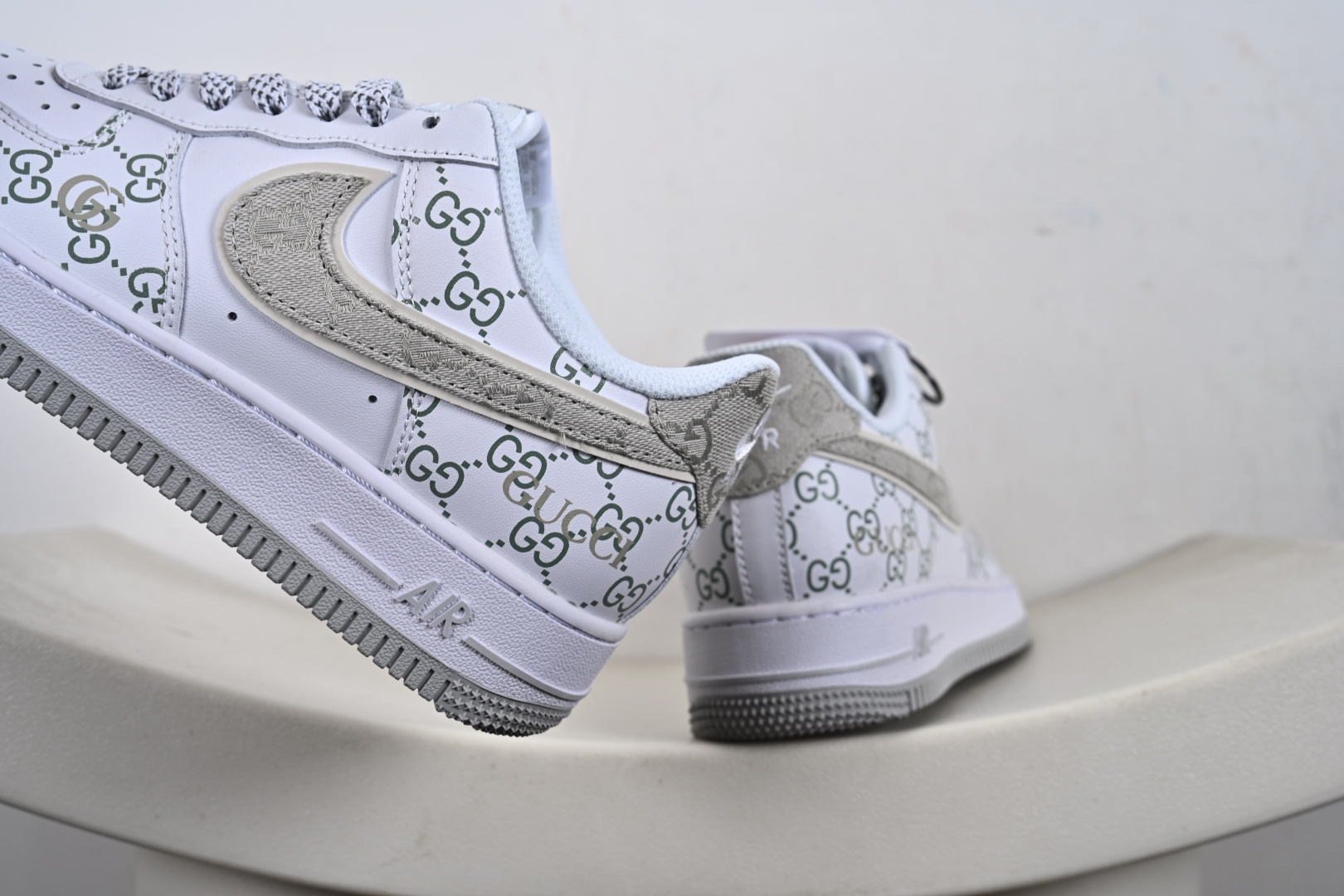240 NIke Air Force 1 '07 Low “LV，GUCCI联名——棕白色”空军一号 低帮 运动鞋 XX3168-131