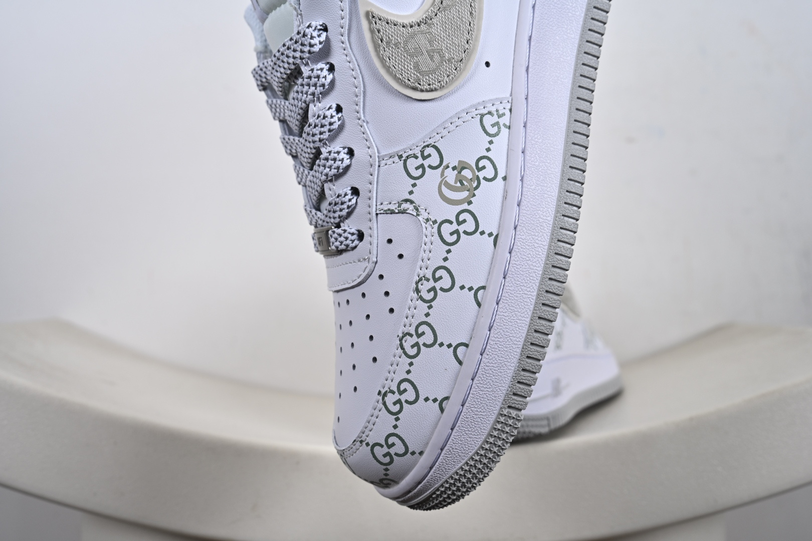240 NIke Air Force 1 '07 Low “LV，GUCCI联名——棕白色”空军一号 低帮 运动鞋 XX3168-131