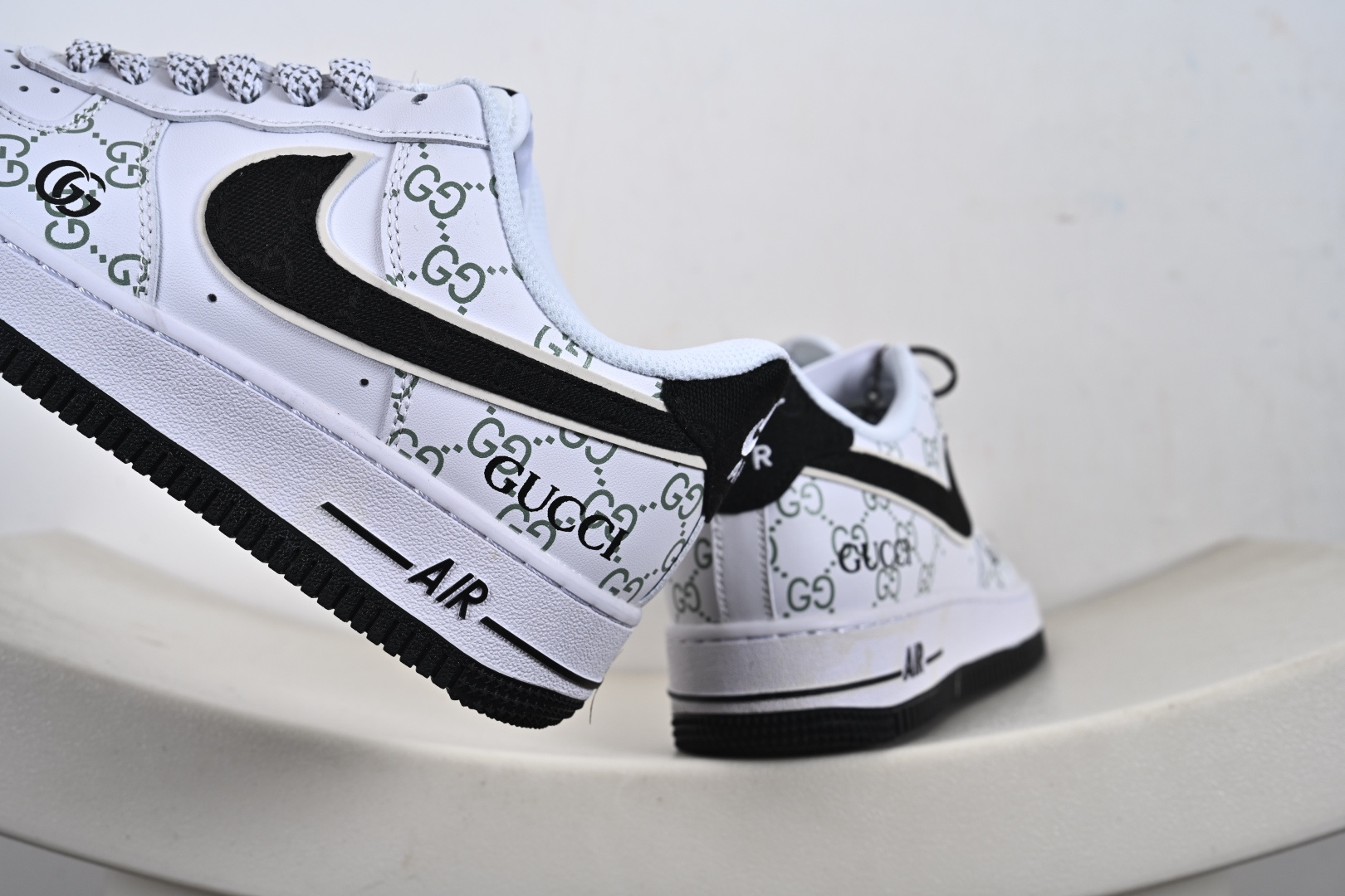 240 NIke Air Force 1 '07 Low “LV，GUCCI联名——棕白色”空军一号 低帮 运动鞋 XX3168-132