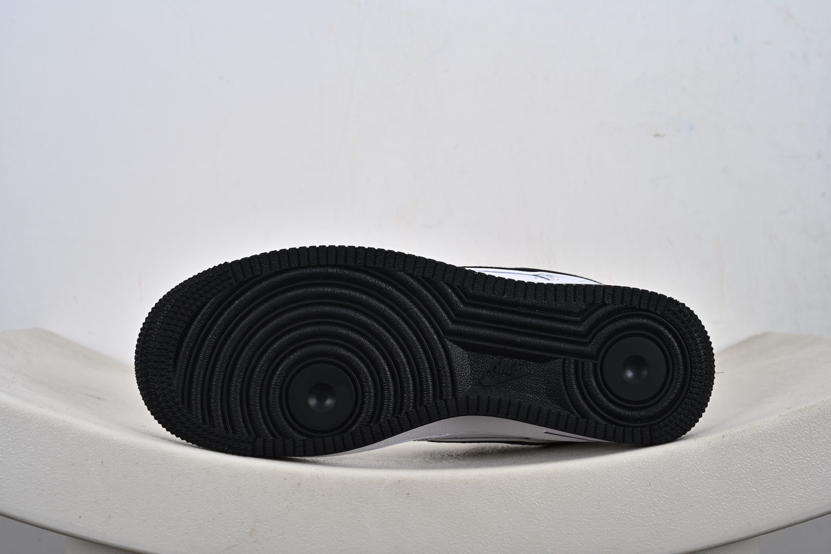 240 NIke Air Force 1 '07 Low “LV，GUCCI联名——棕白色”空军一号 低帮 运动鞋 XX3168-132