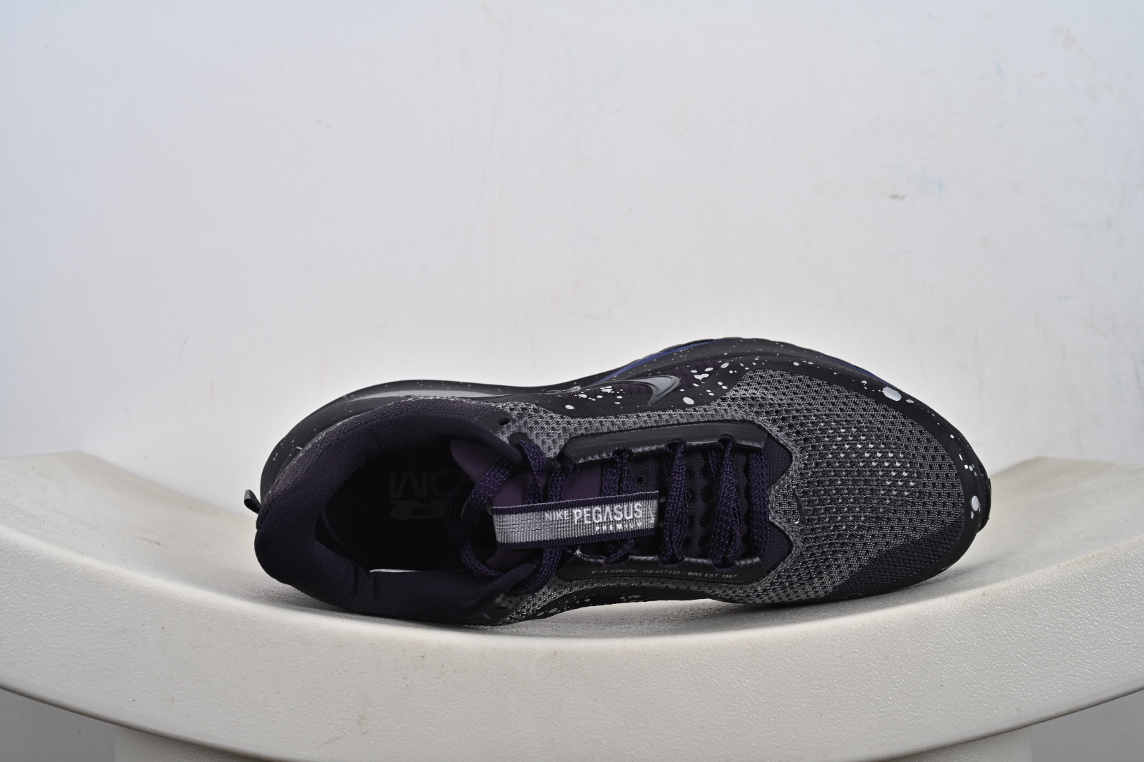 220 Nike Air Zoom NIKE PEGASUS PREMIUM耐克 新款气垫缓震休闲跑步鞋 IH0861-500