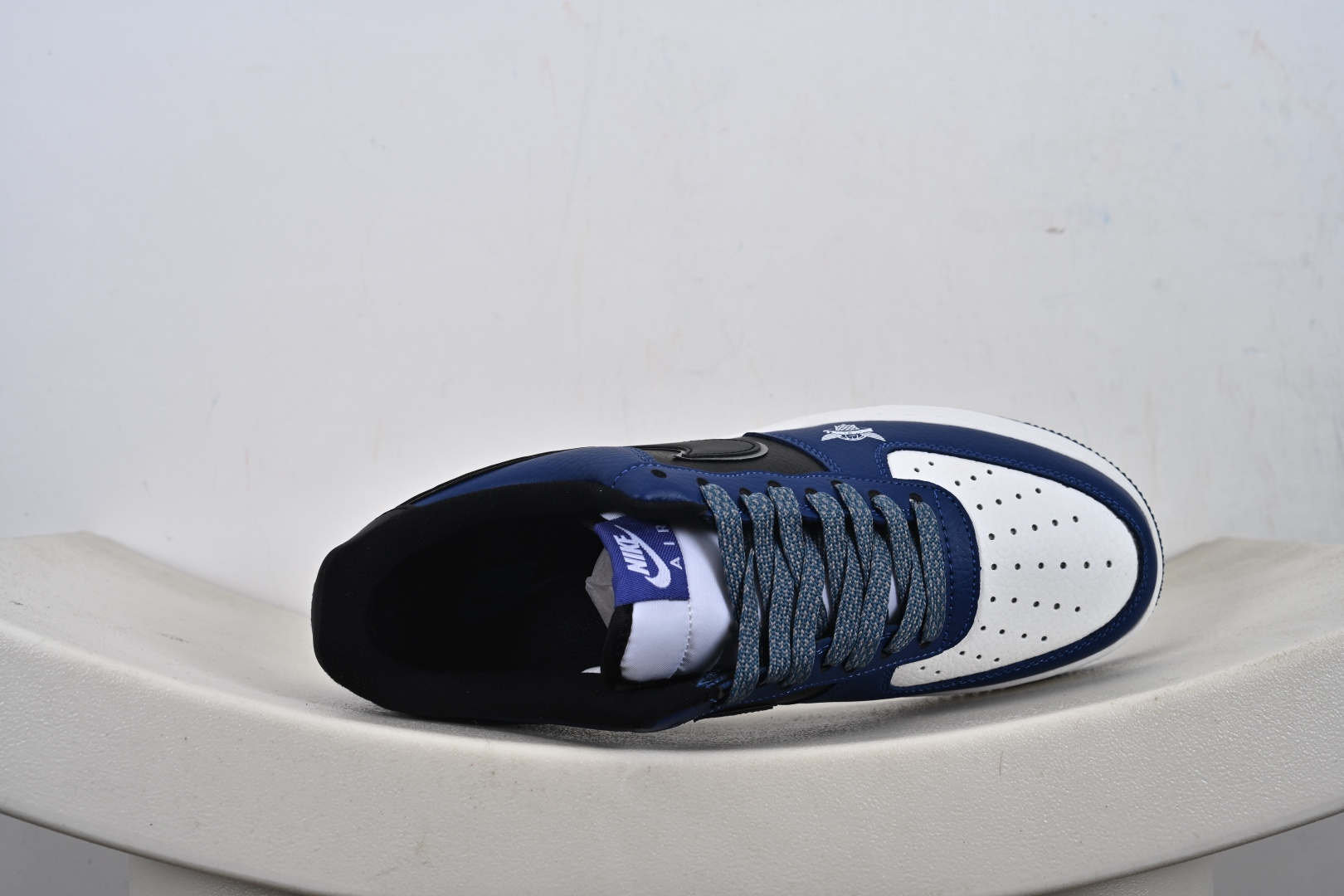 200 定制版 Nk Air Force 1‘07 Low 联名 空军一号低帮休闲板鞋 XJ9168-001