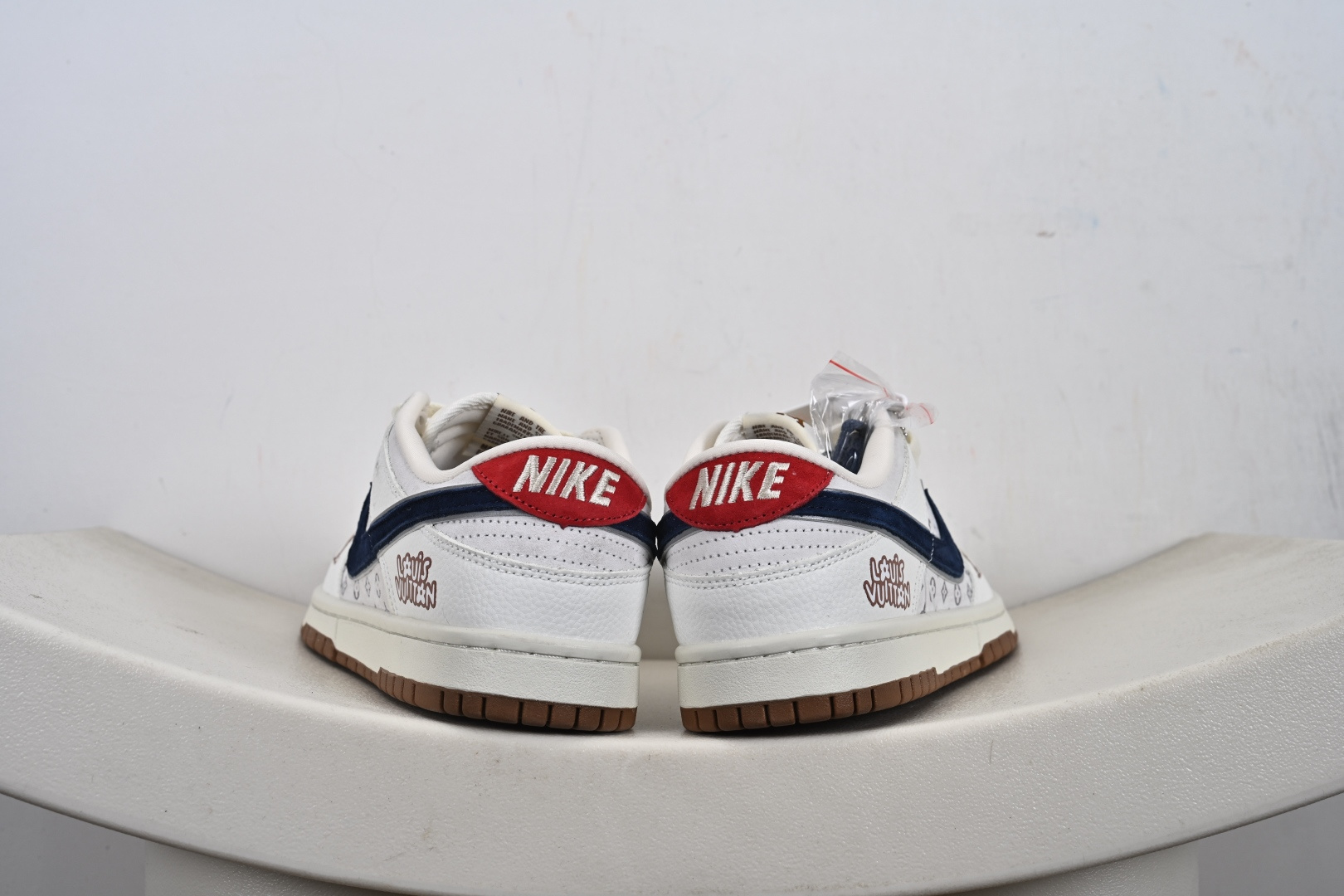 定制版 NK SB Dunk Low 低帮LV联名白棕深蓝勾印花 YF9511-907
