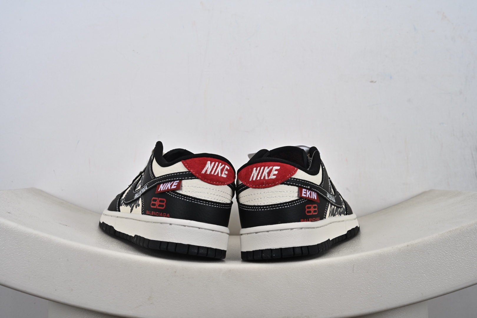 NIKE SB Dunk Low RETRO DS6608-016