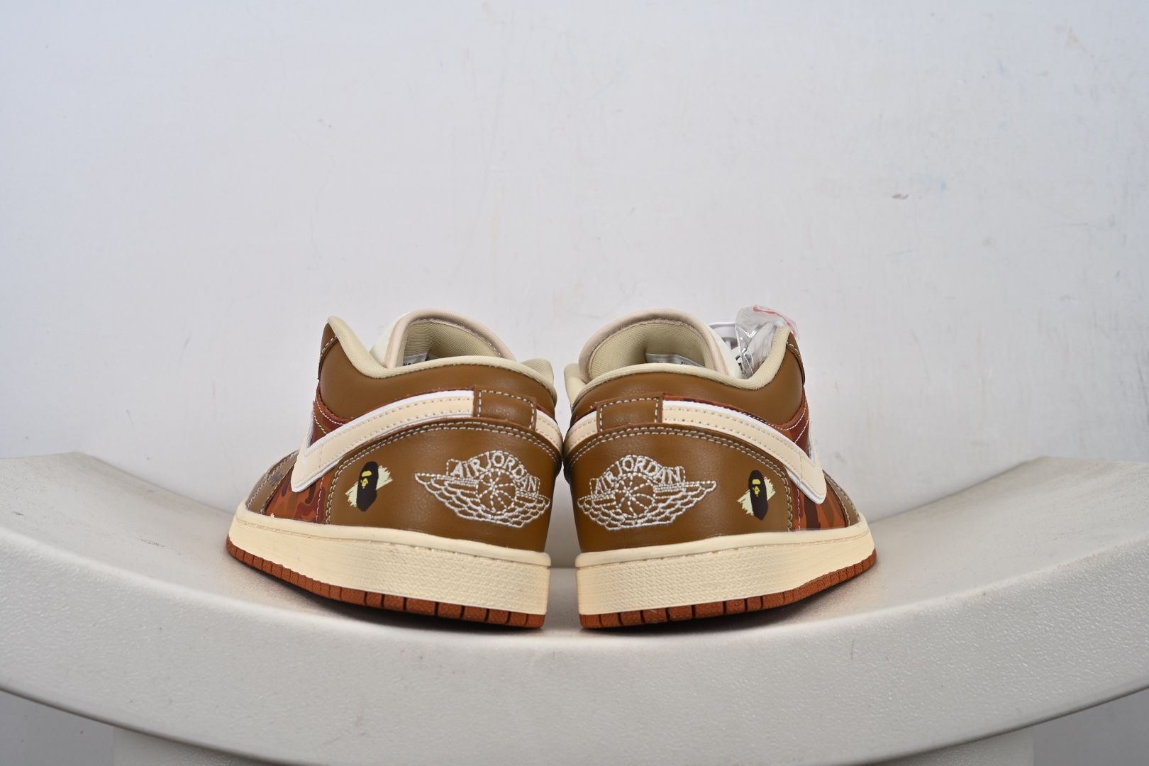 260 定制版 Nike Jordan Air Jordan 1“Bape联名——古铜褐” QG1988-014