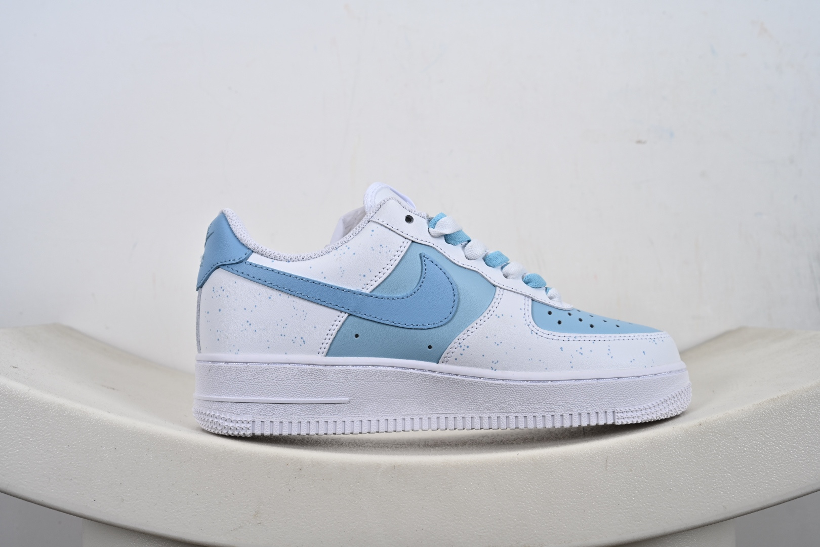 定制版 Air Force 1'07 Low 二次元主题 夏末 空军一号低帮休闲板鞋 ZH0316-117