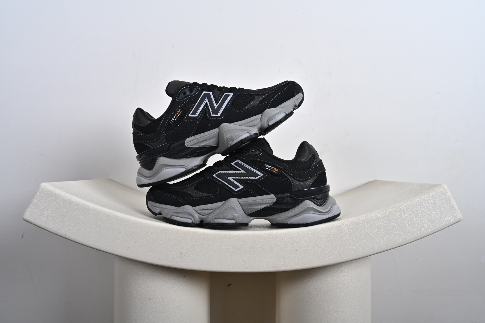 200 Joe Freshgoods x New Balance NB9060 联名款 复古休闲运动慢跑鞋