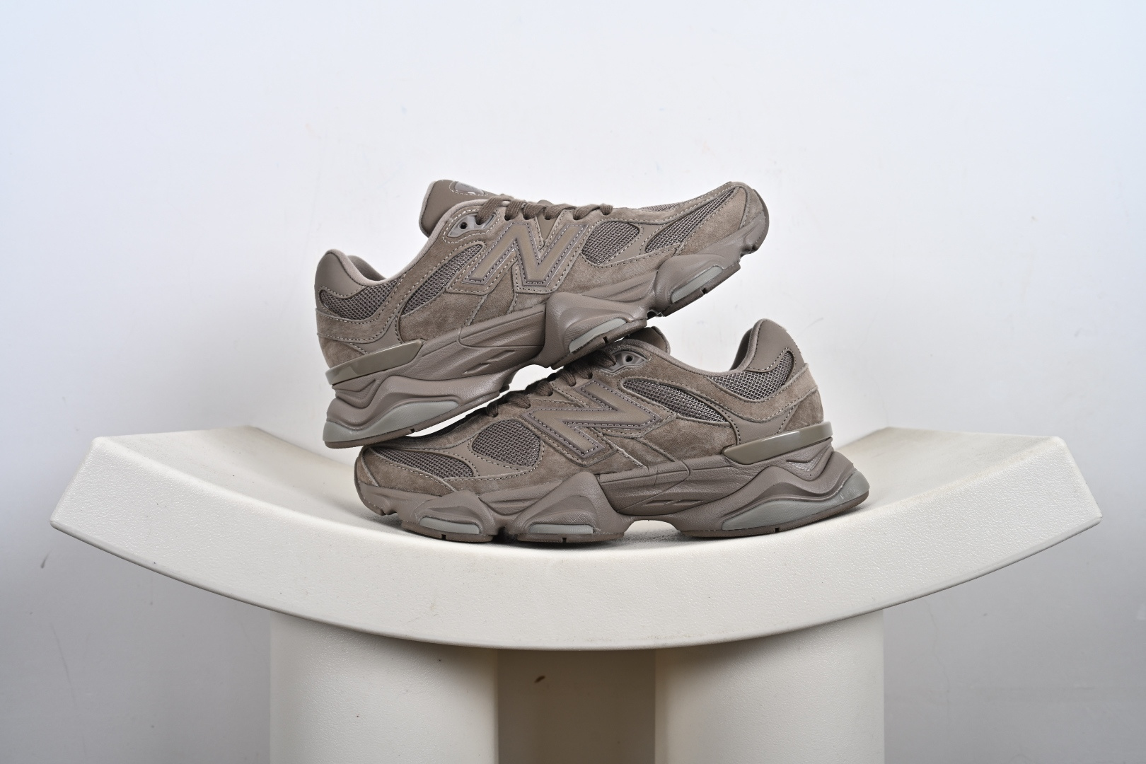 200 Joe Freshgoods x New Balance NB9060 联名款 复古休闲运动慢跑鞋