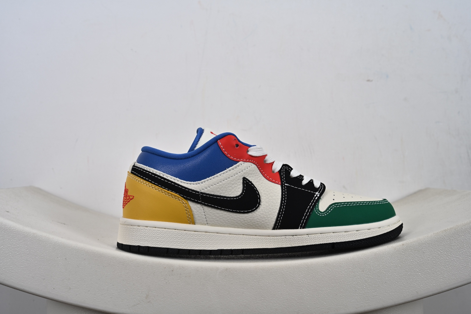 Nike AIR JORDAN 1 LOW AJ1 乔一 联名款 耐克 低帮文化篮球鞋 LB8888-001