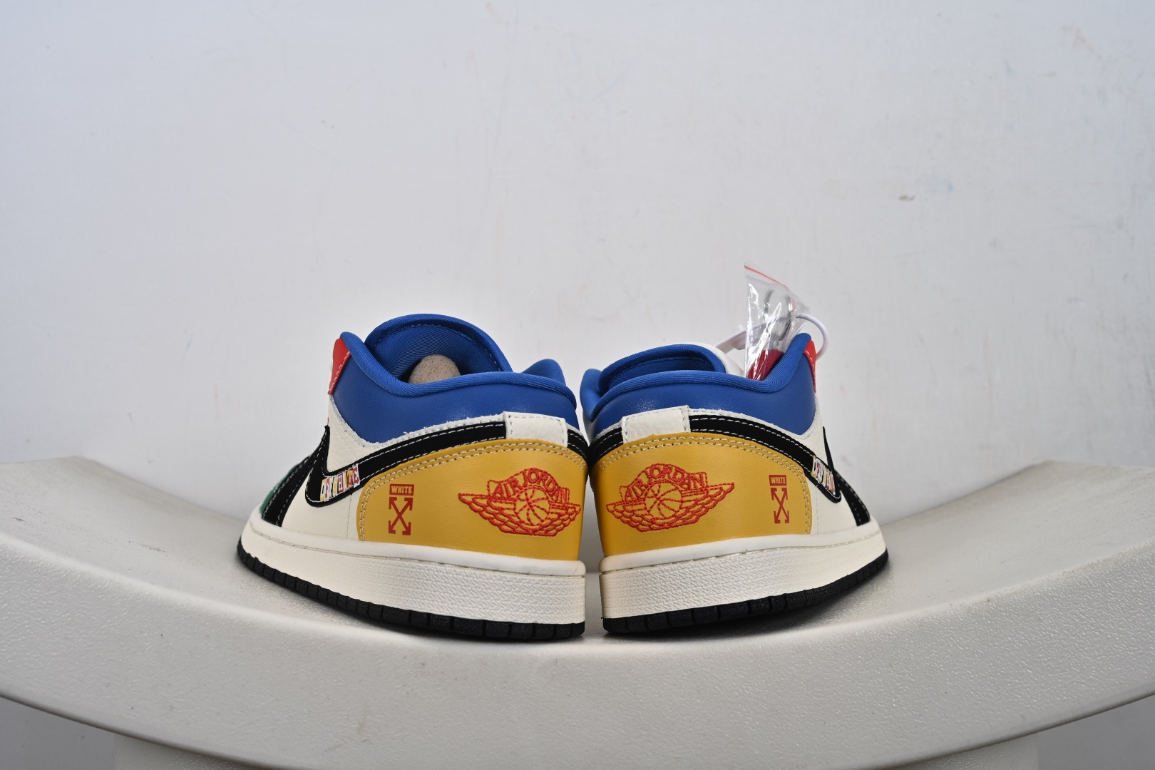 Nike AIR JORDAN 1 LOW AJ1 乔一 联名款 耐克 低帮文化篮球鞋 LB8888-001