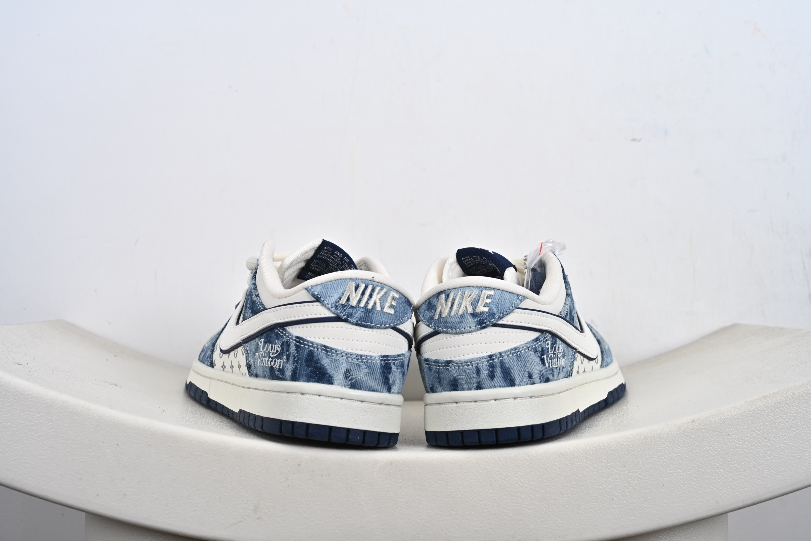 Nike DUNK Low LV联名 低帮休闲板鞋 YF9511-903