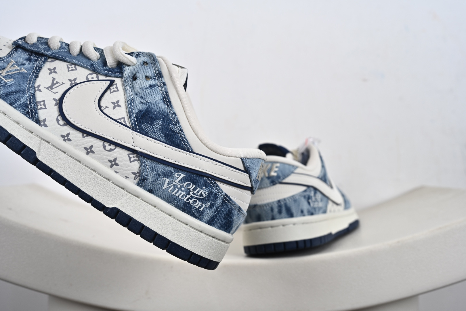 Nike DUNK Low LV联名 低帮休闲板鞋 YF9511-903