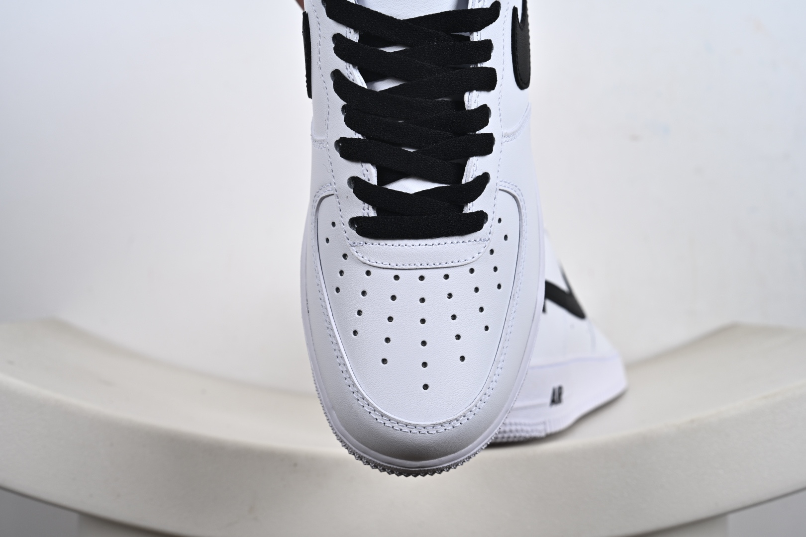 Nike Air Force 1 Low 白黑雄途 ZH0316-135