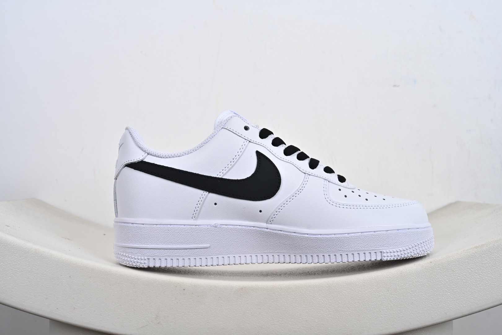 Nike Air Force 1 Low 白黑雄途 ZH0316-135